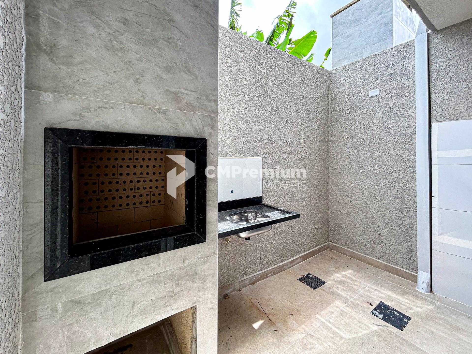 Sobrado com 3 Quartos,Área Gourmet no Bairro Estados em Fazend...