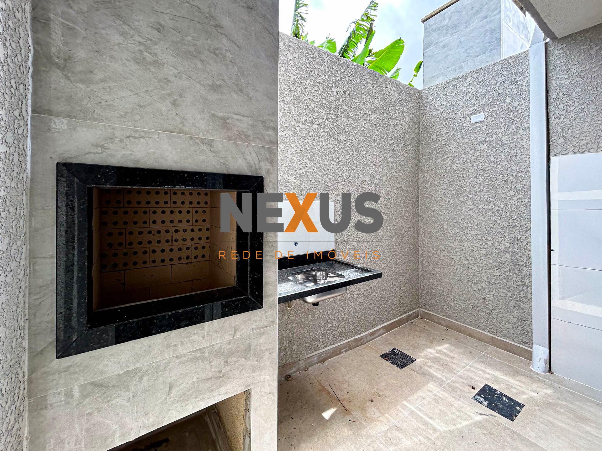 Sobrado com 3 Quartos,Área Gourmet no Bairro Estados em Fazend...