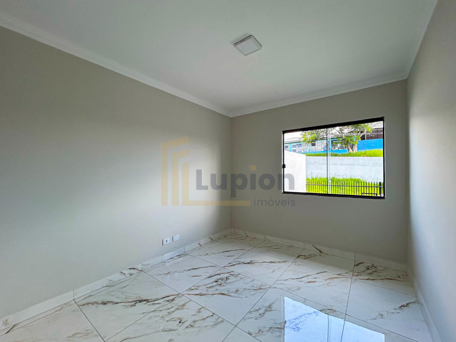 Casa com 3 Quartos e Suíte, e Área Gourmet no Iguaçu em Fazend...