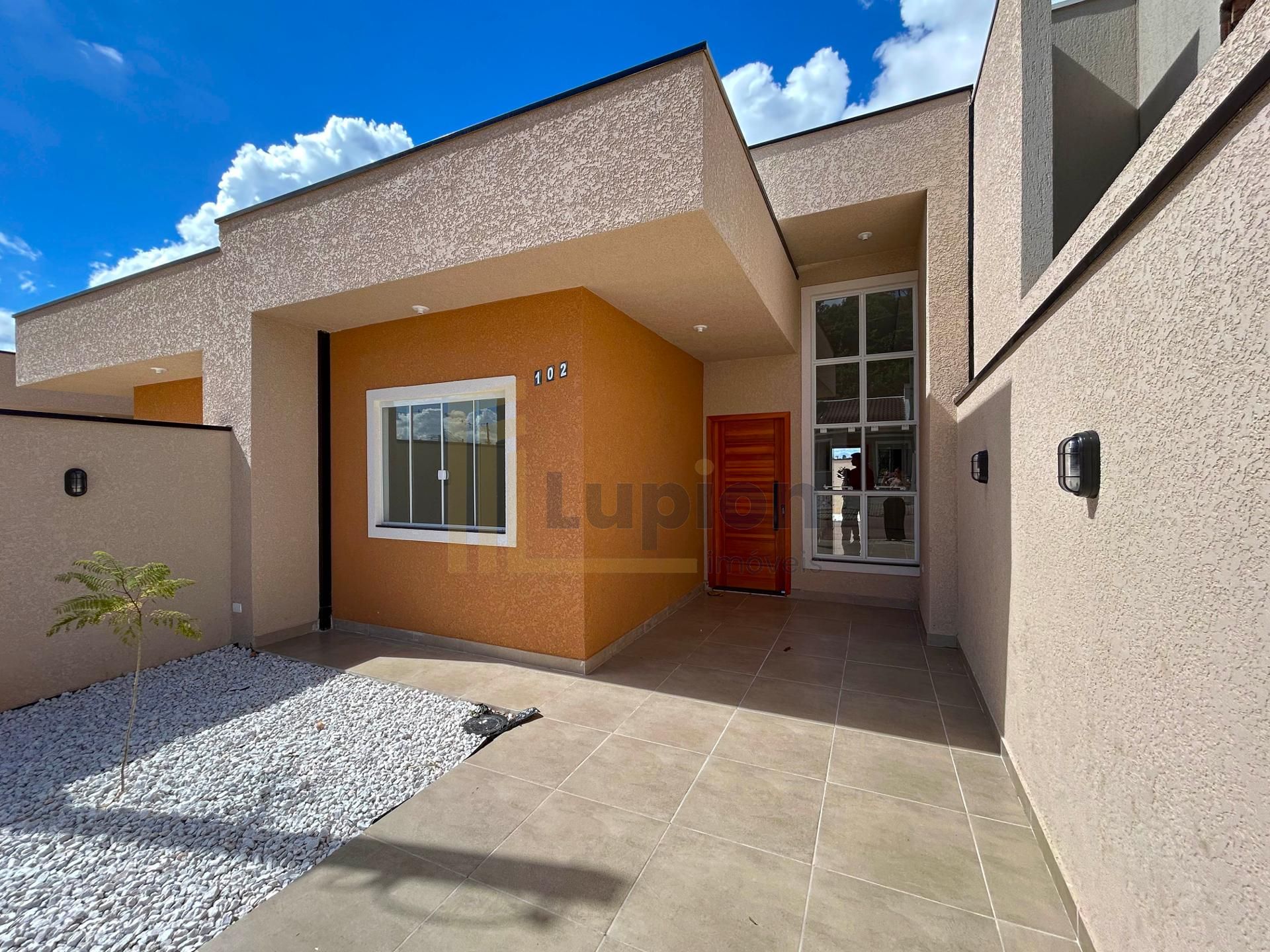 Casa 3 Quartos com Suíte em Condomínio no Gralha Azul - Fazend...