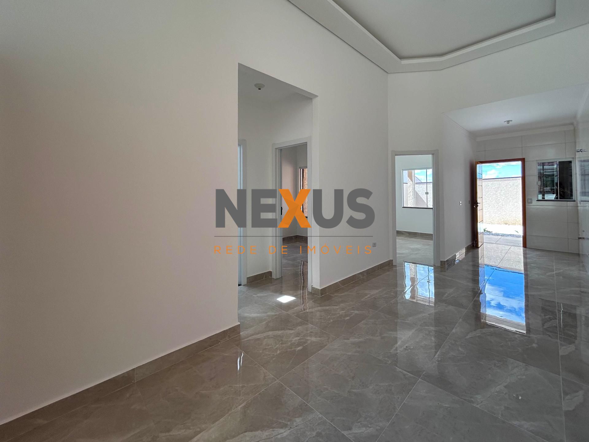 Casa 3 Quartos com Suíte em Condomínio no Gralha Azul - Fazend...