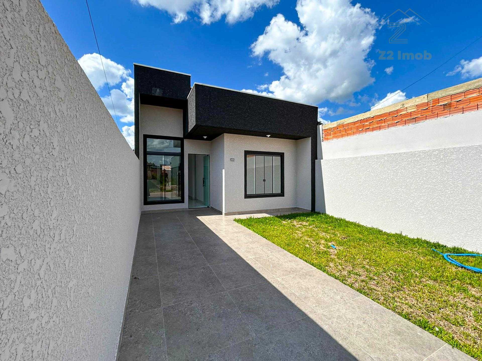 Casa com Área Gourmet no Bairro Estados  Fazenda Rio Grande