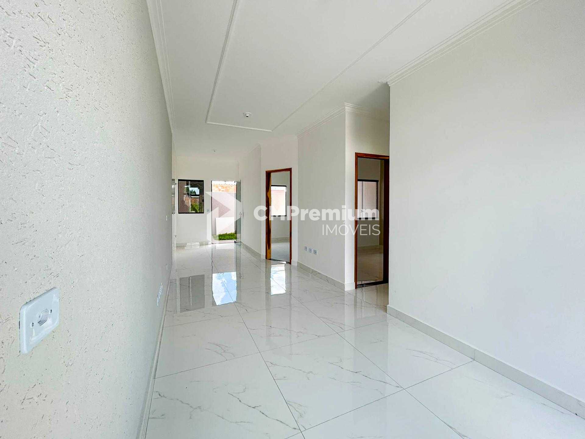 Casa com Área Gourmet no Bairro Estados  Fazenda Rio Grande