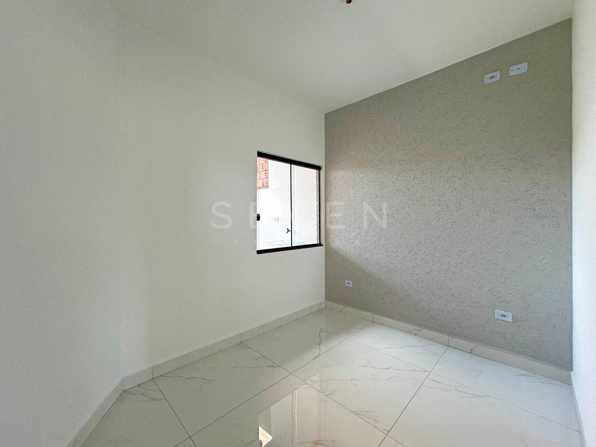 Casa com Área Gourmet no Bairro Estados  Fazenda Rio Grande