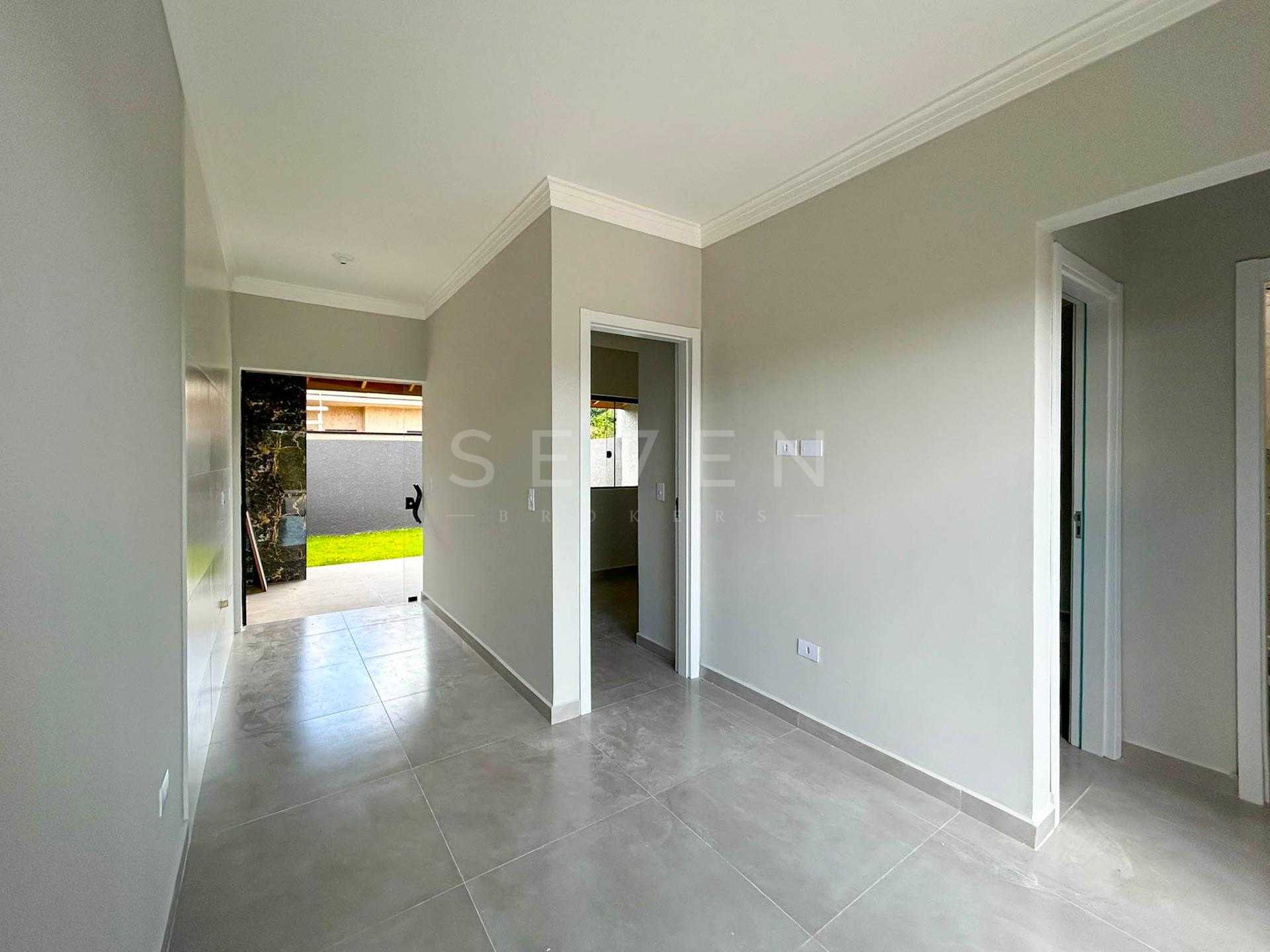 Casa 3 Quartos com Área Gourmet e Amplo Terreno no Bairro Veneza