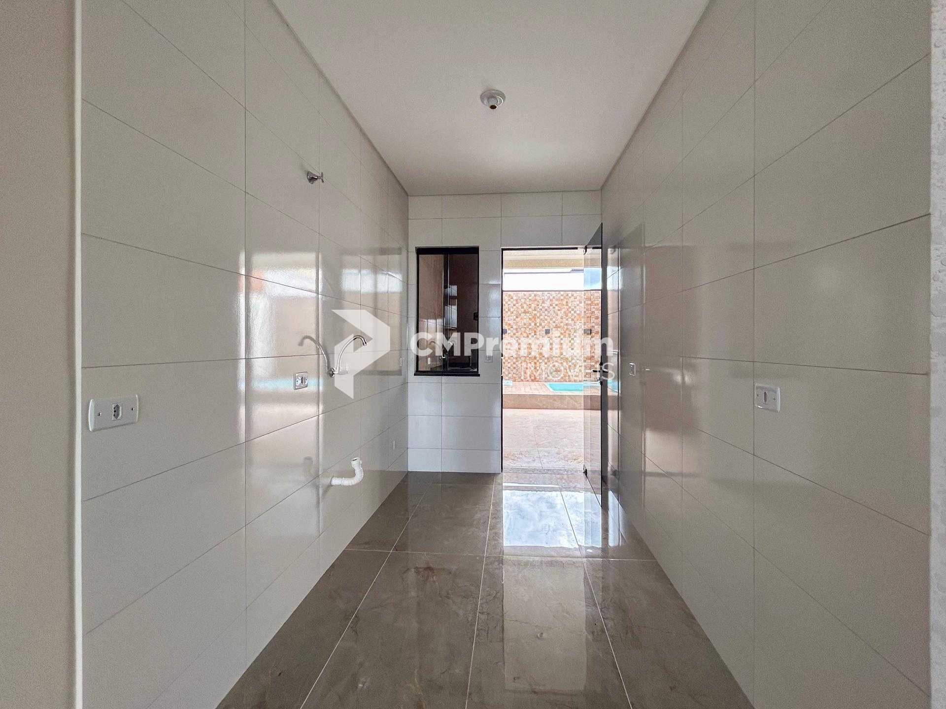 Casa com Piscina e Suíte no Bairro Eucaliptos - Fazenda Rio Gr...