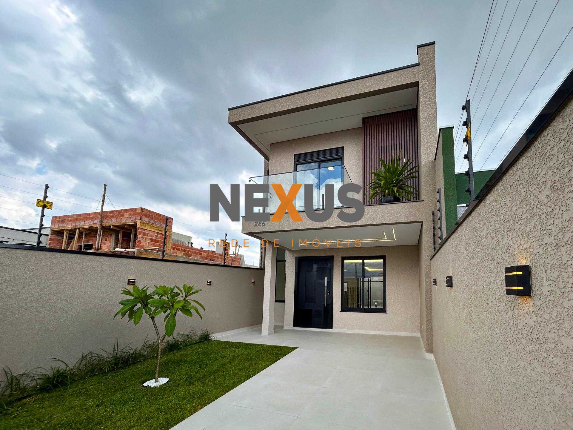 Casa com Piscina e Área Gourmet no Bairro Eucaliptos - Fazenda...