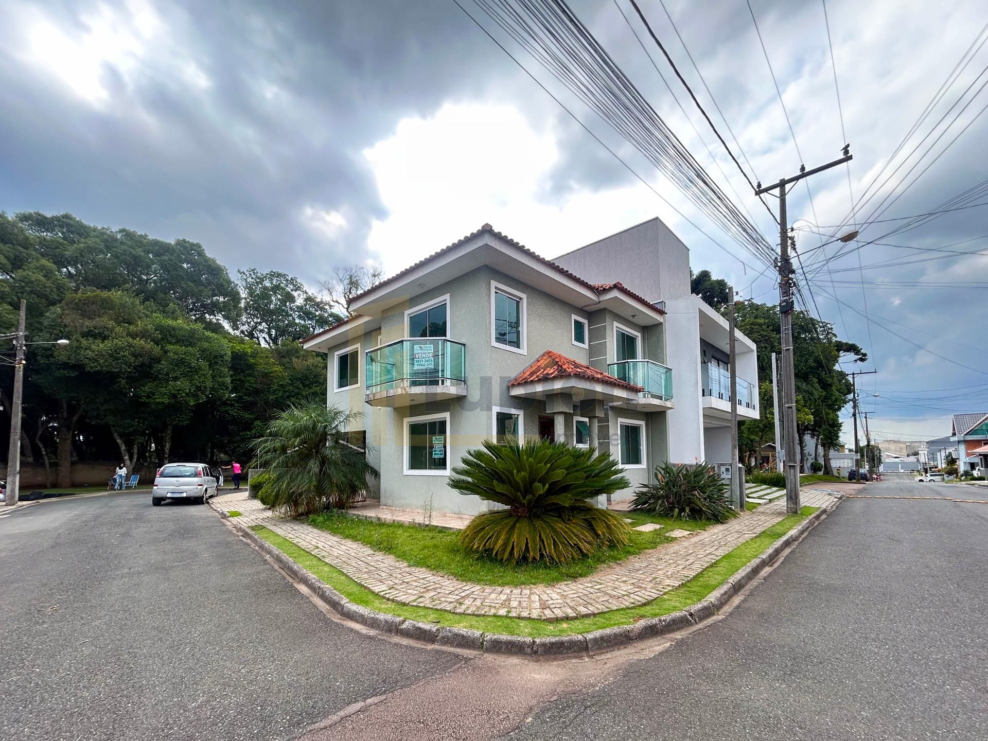 Sobrado 4 Quartos em Condomínio com Lazer Completo - Fazenda R...