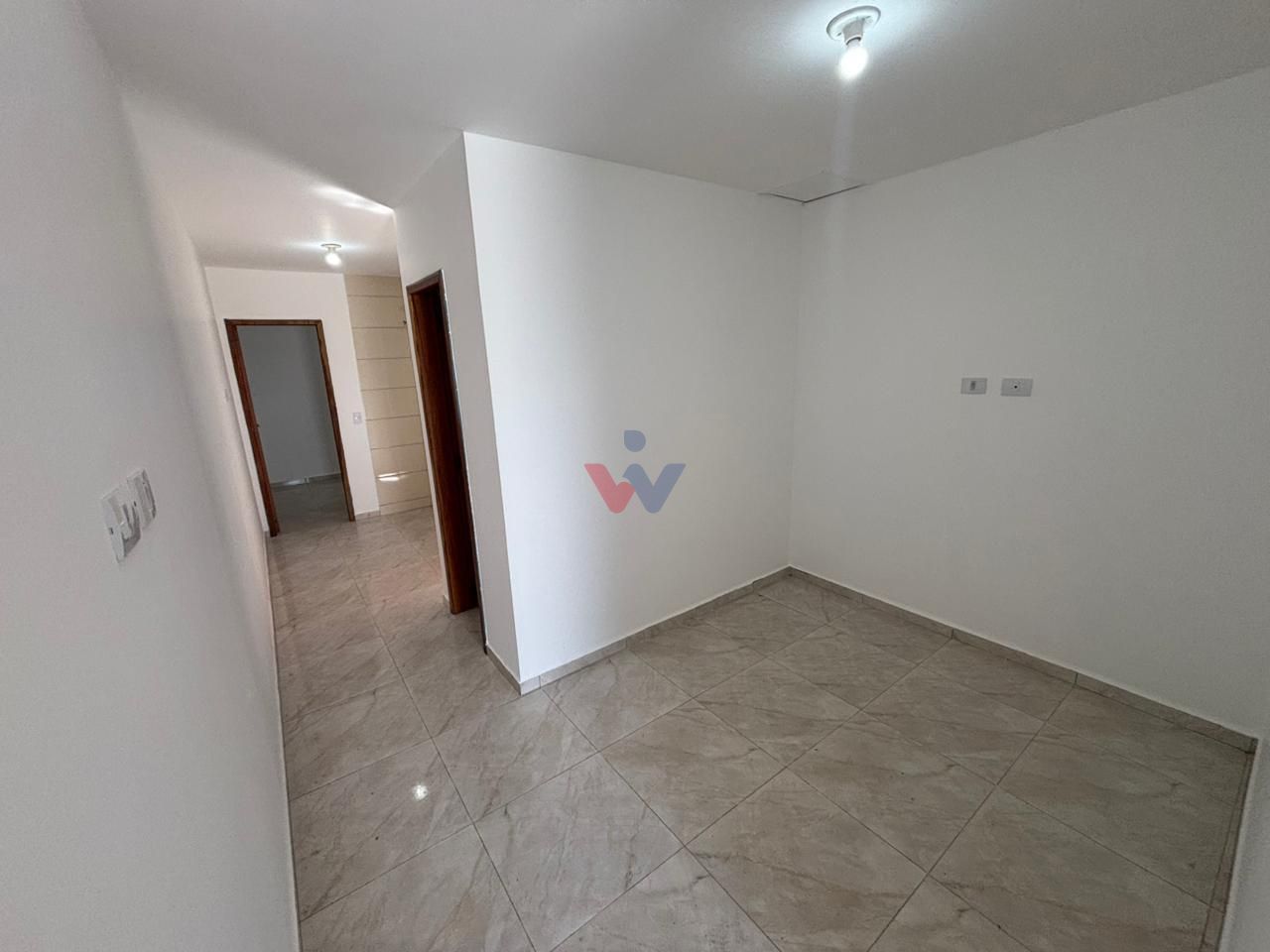 Casa 2 Quartos e terreno no Campo de Santana - Curitiba