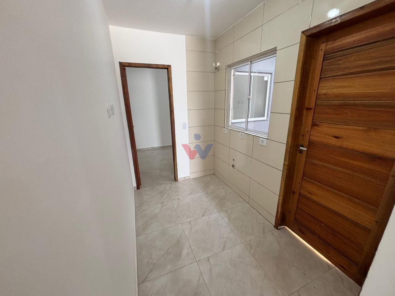 Casa 2 Quartos e terreno no Campo de Santana - Curitiba