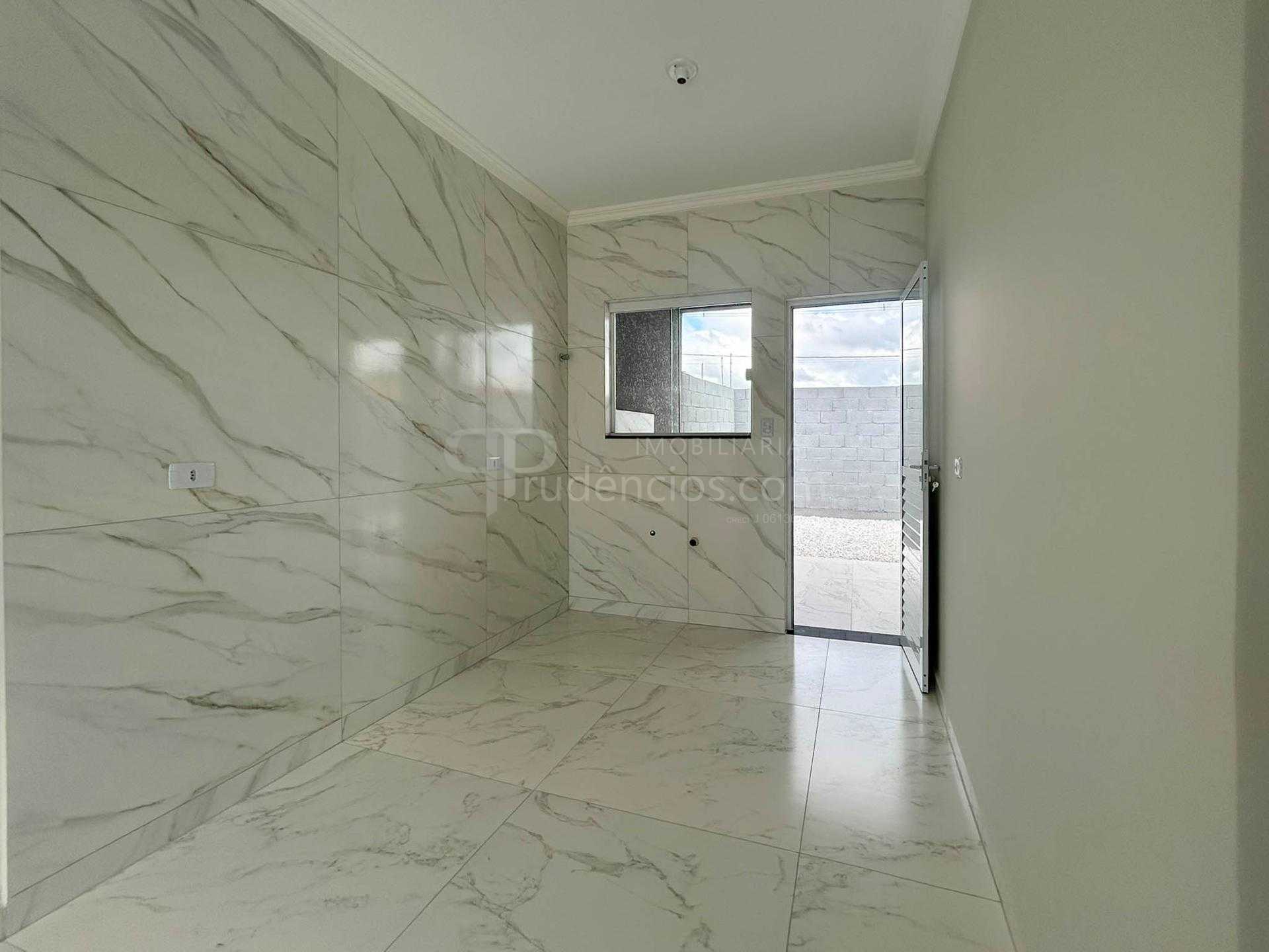 Casa 2 Quartos com Área Gourmet no Gralha Azul - Fazenda Rio G...