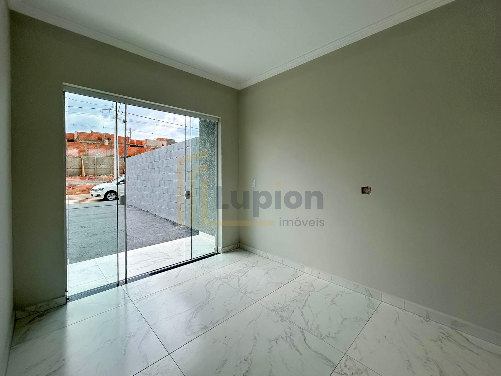 Casa 2 Quartos com Área Gourmet no Gralha Azul - Fazenda Rio G...