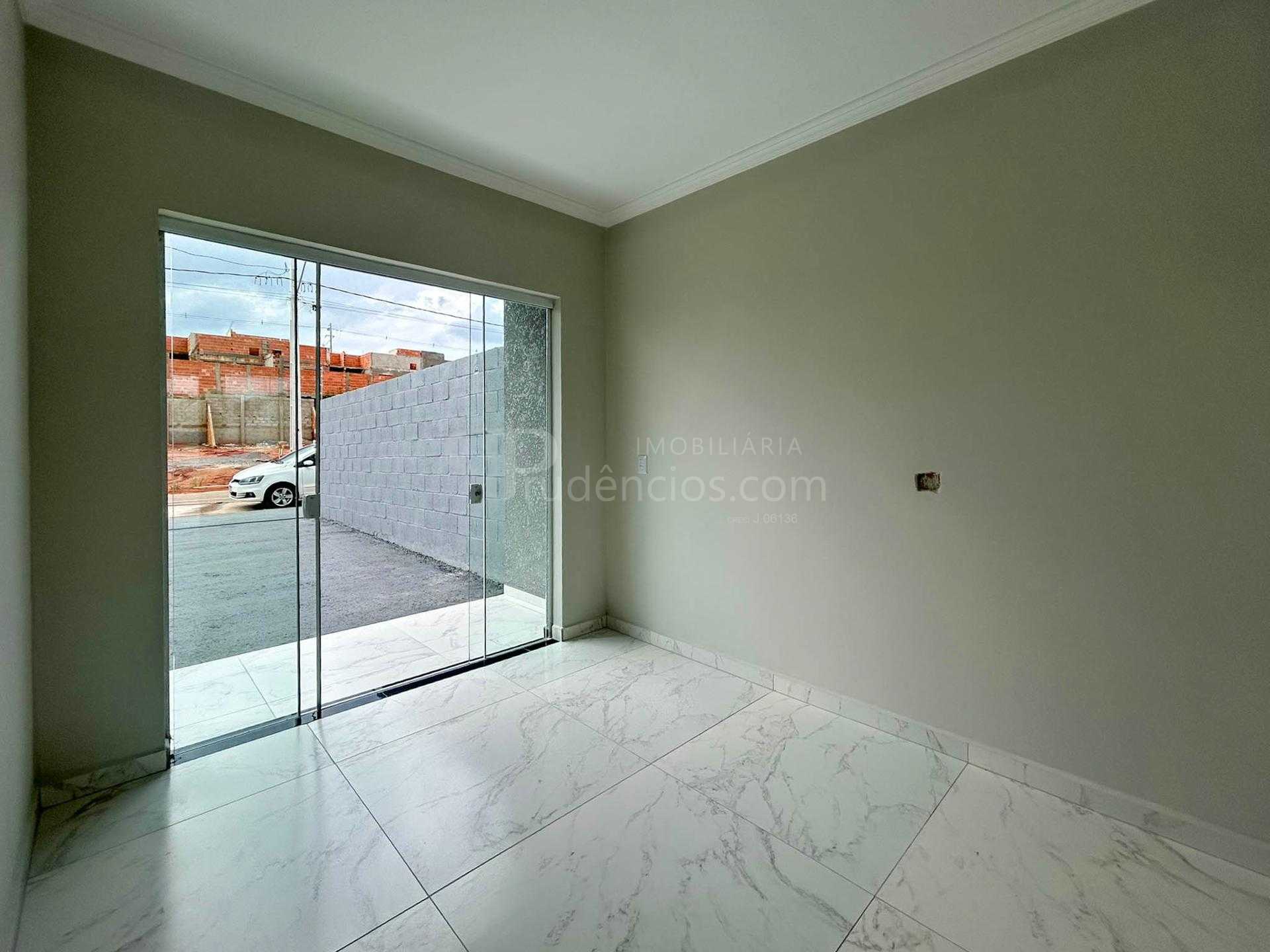 Casa 2 Quartos com Área Gourmet no Gralha Azul - Fazenda Rio G...