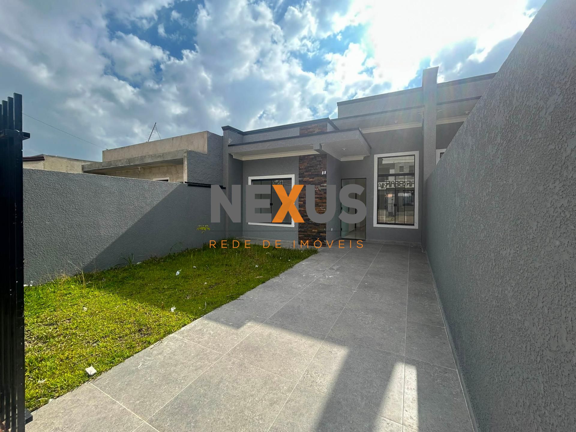 Casa 3 Quartos com Área Gourmet no Nações - Fazenda Rio Grande