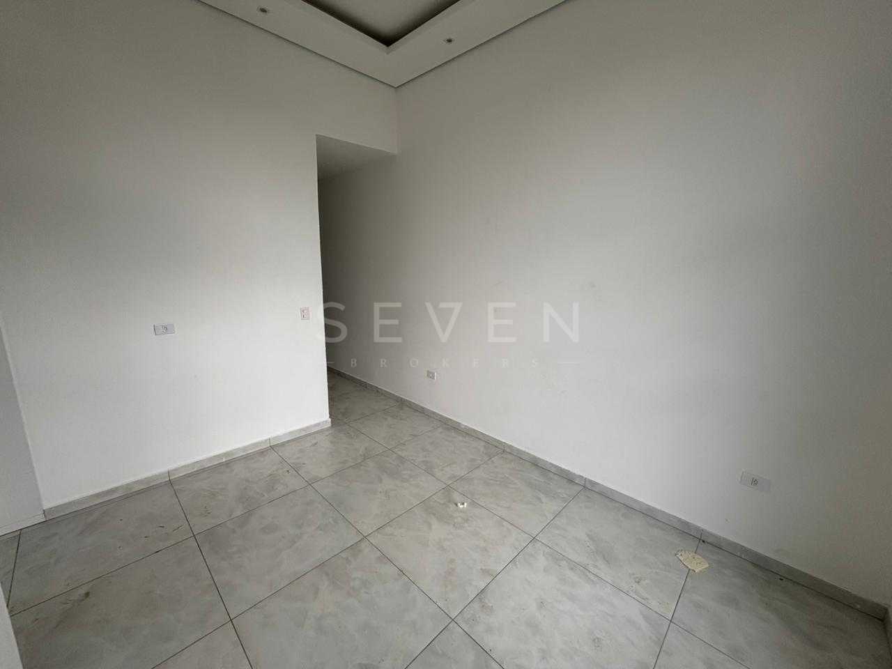 Casa 3 Quartos com Suíte e  Amplo Espaço no Iguaçu - Fazenda R...