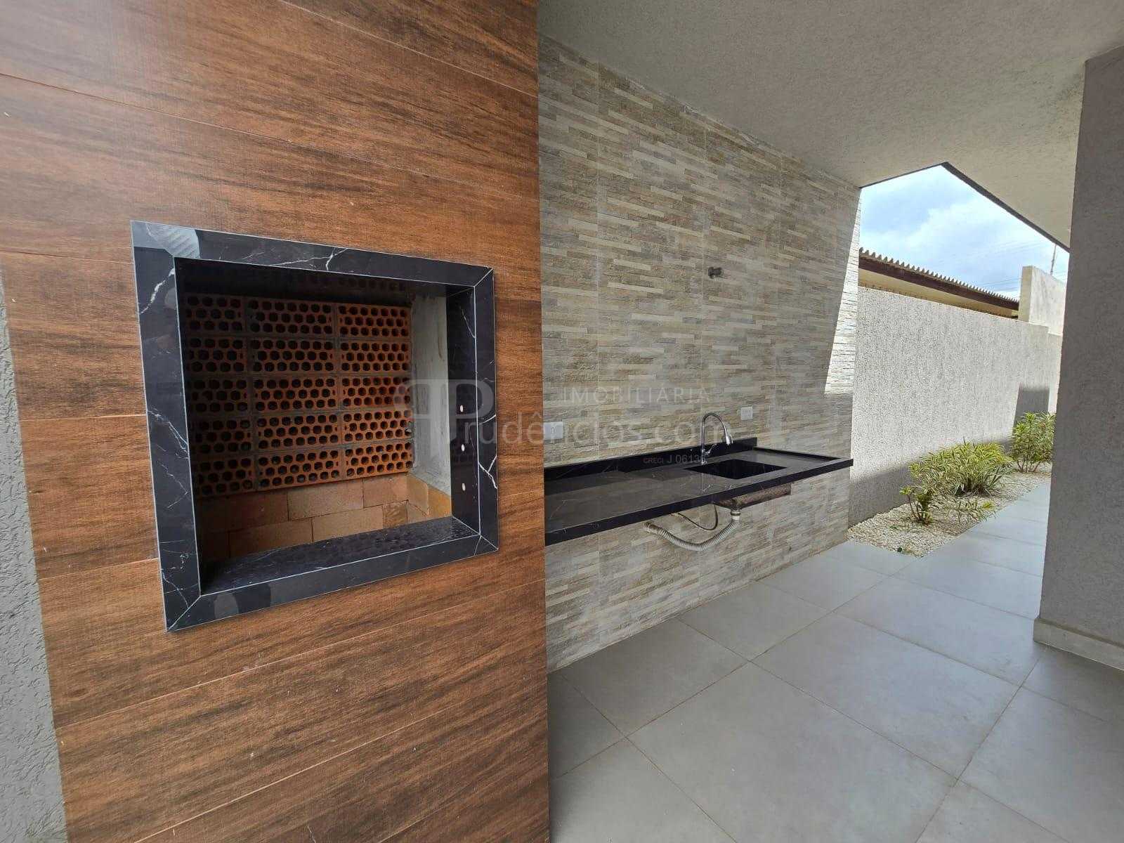 Casa 3 Quartos com Suíte e Área Gourmet no Bairro Iguaçu - Faz...