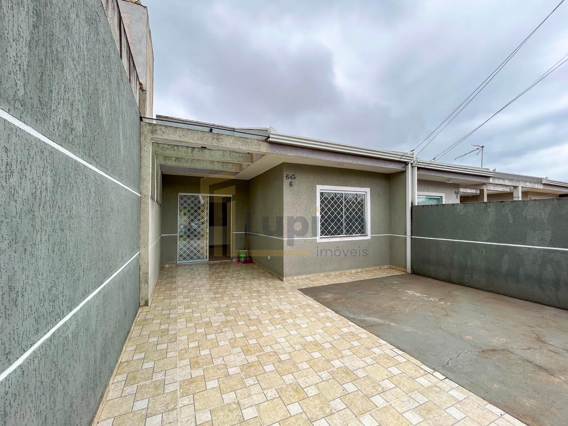 Casa 2 Quartos com Amplo Terreno no Gralha Azul - Fazenda Rio ...