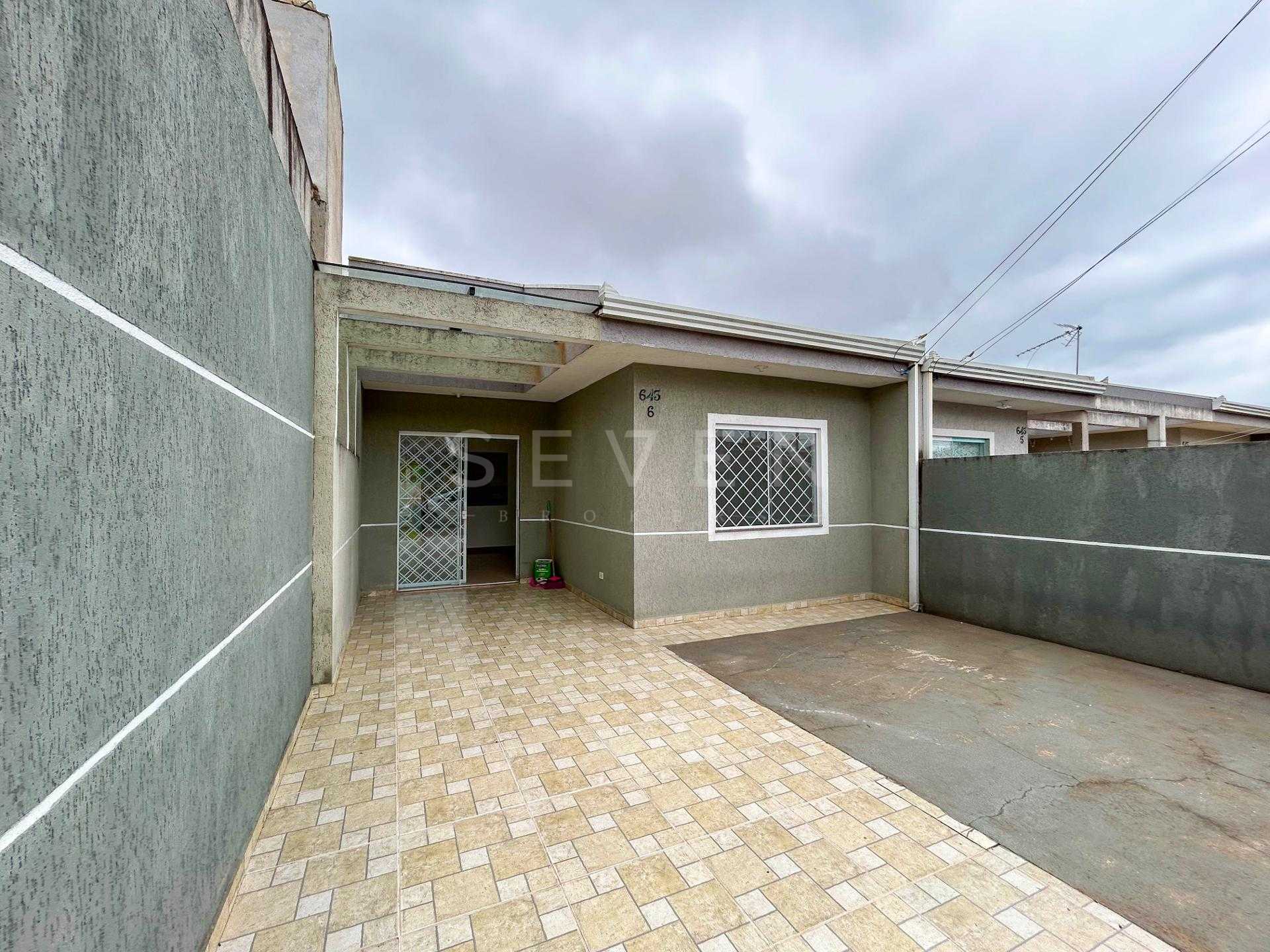 Casa 2 Quartos com Amplo Terreno no Gralha Azul - Fazenda Rio ...