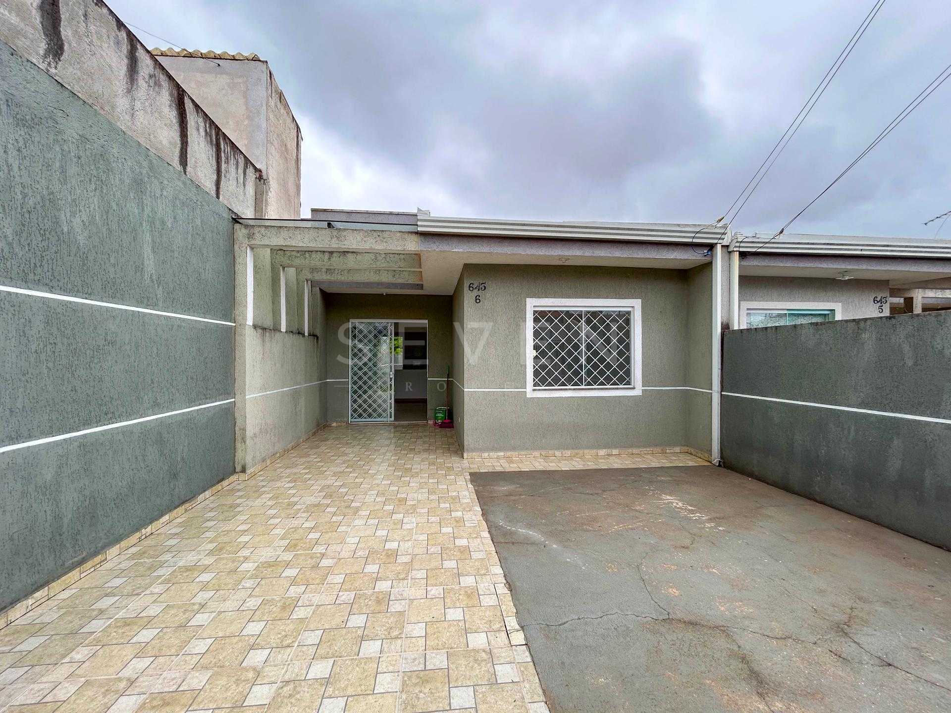 Casa 2 Quartos com Amplo Terreno no Gralha Azul - Fazenda Rio ...