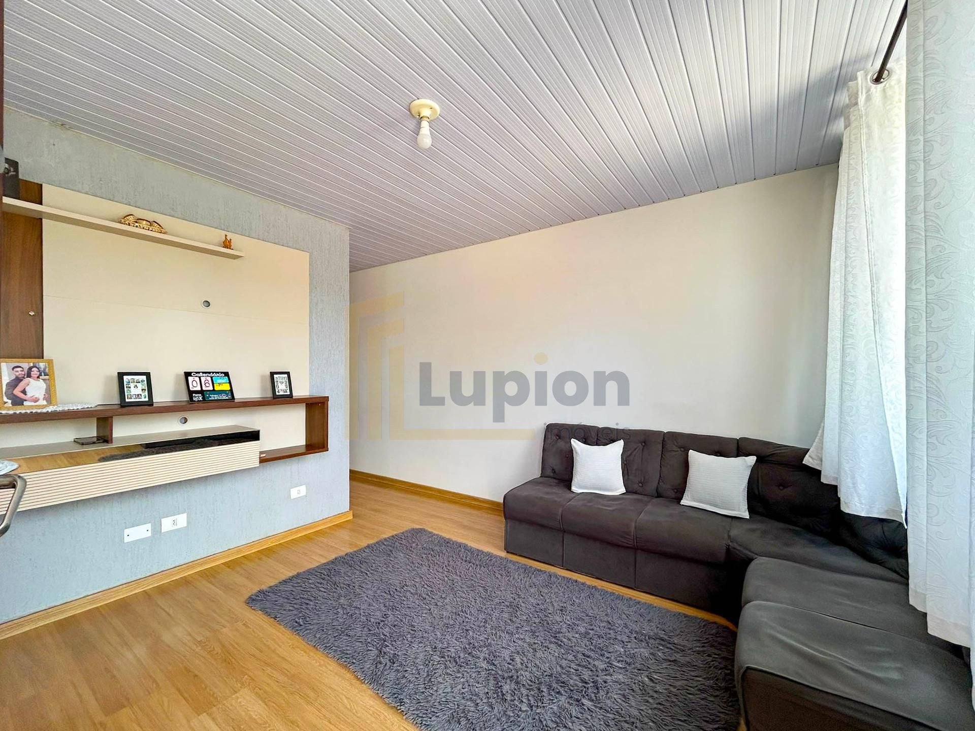 Casa 3 Quartos com Edícula e Amplo Terreno no Bairro Nações - ...