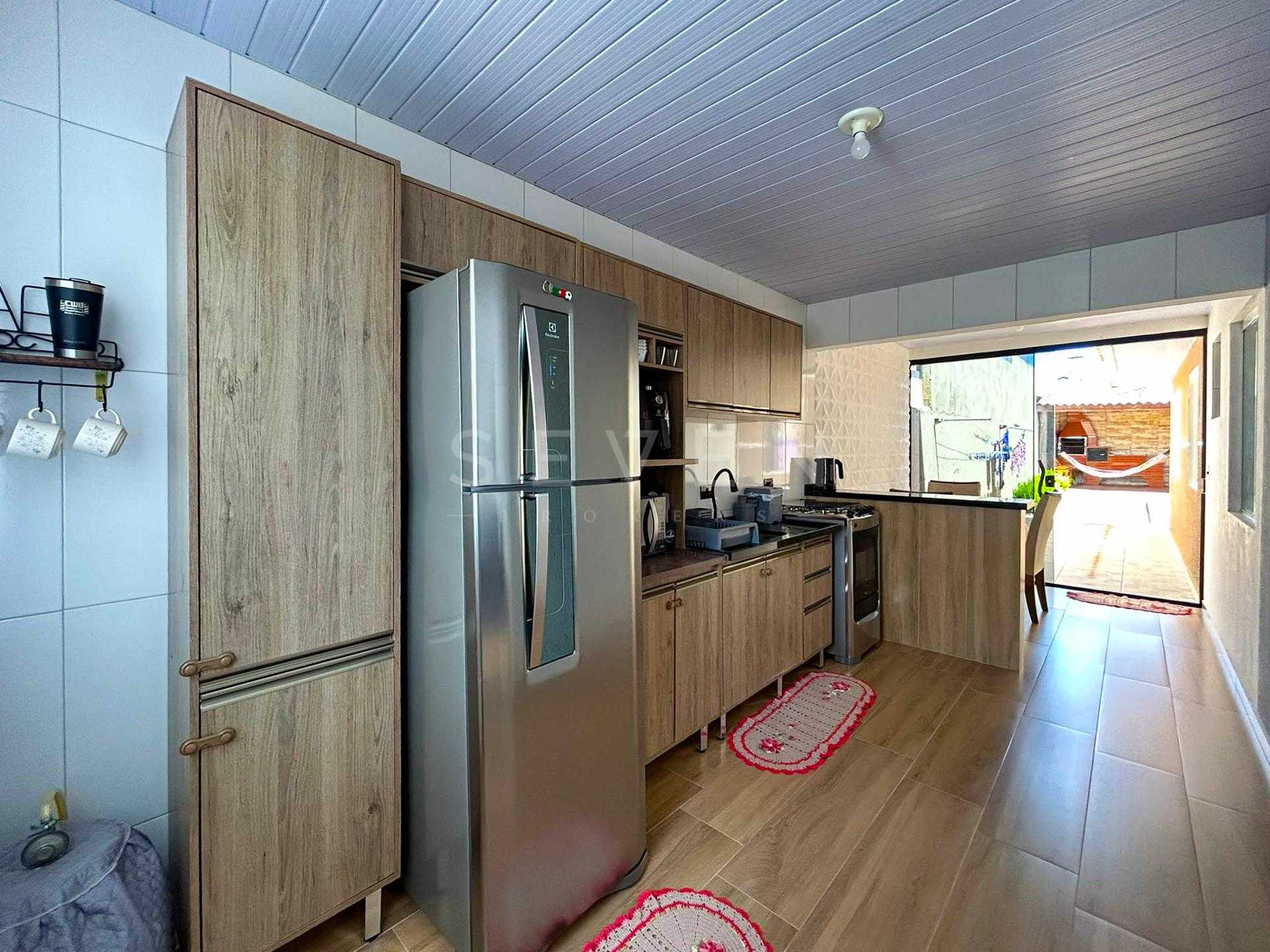 Casa 3 Quartos com Edícula e Amplo Terreno no Bairro Nações - ...