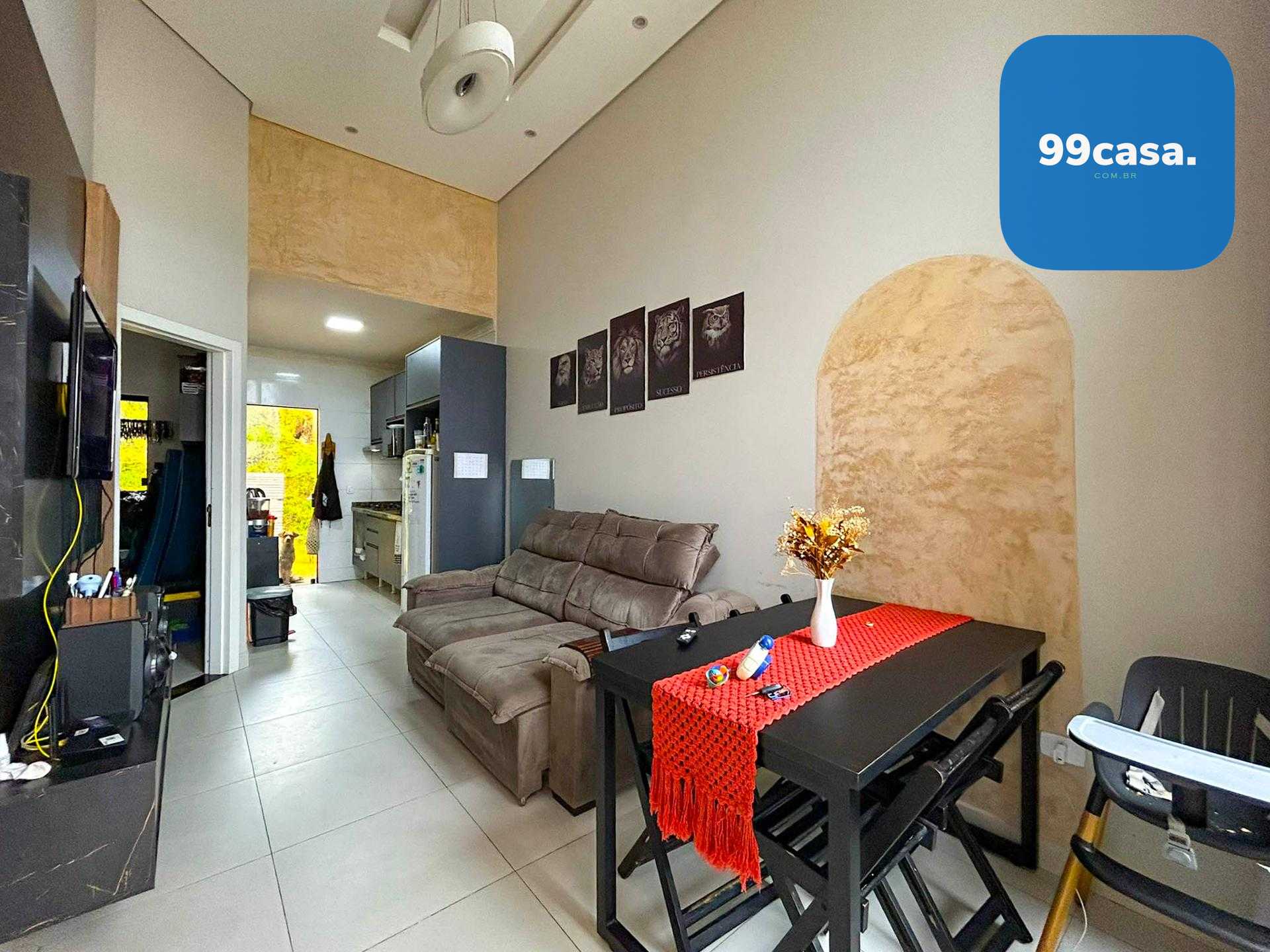 Casa 3 Quartos com Suíte e Churrasqueira no Bairro Nações - Fa...