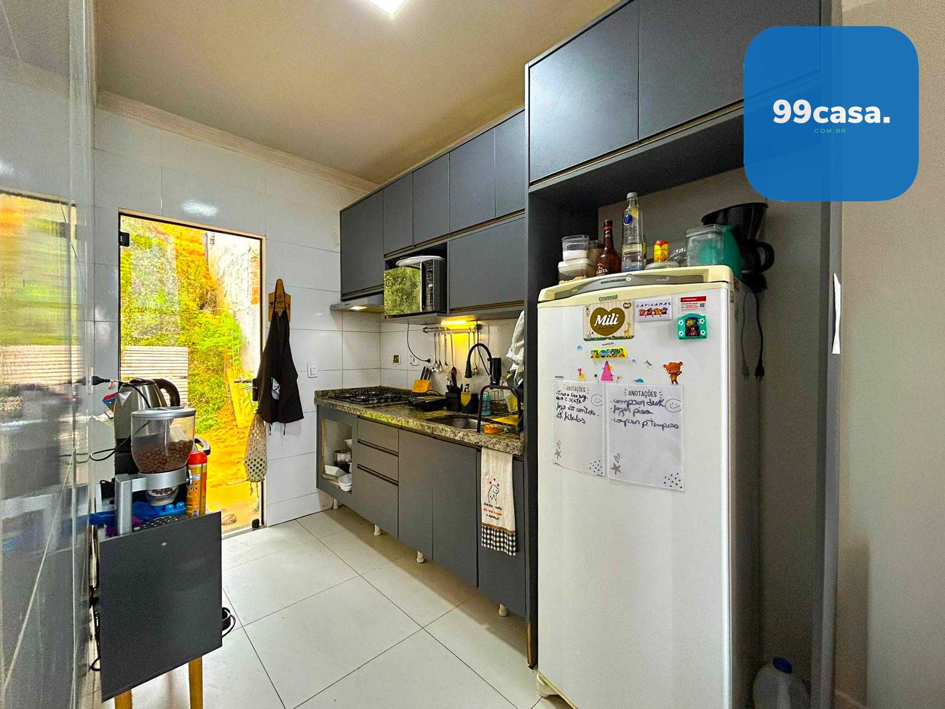 Casa 3 Quartos com Suíte e Churrasqueira no Bairro Nações - Fa...