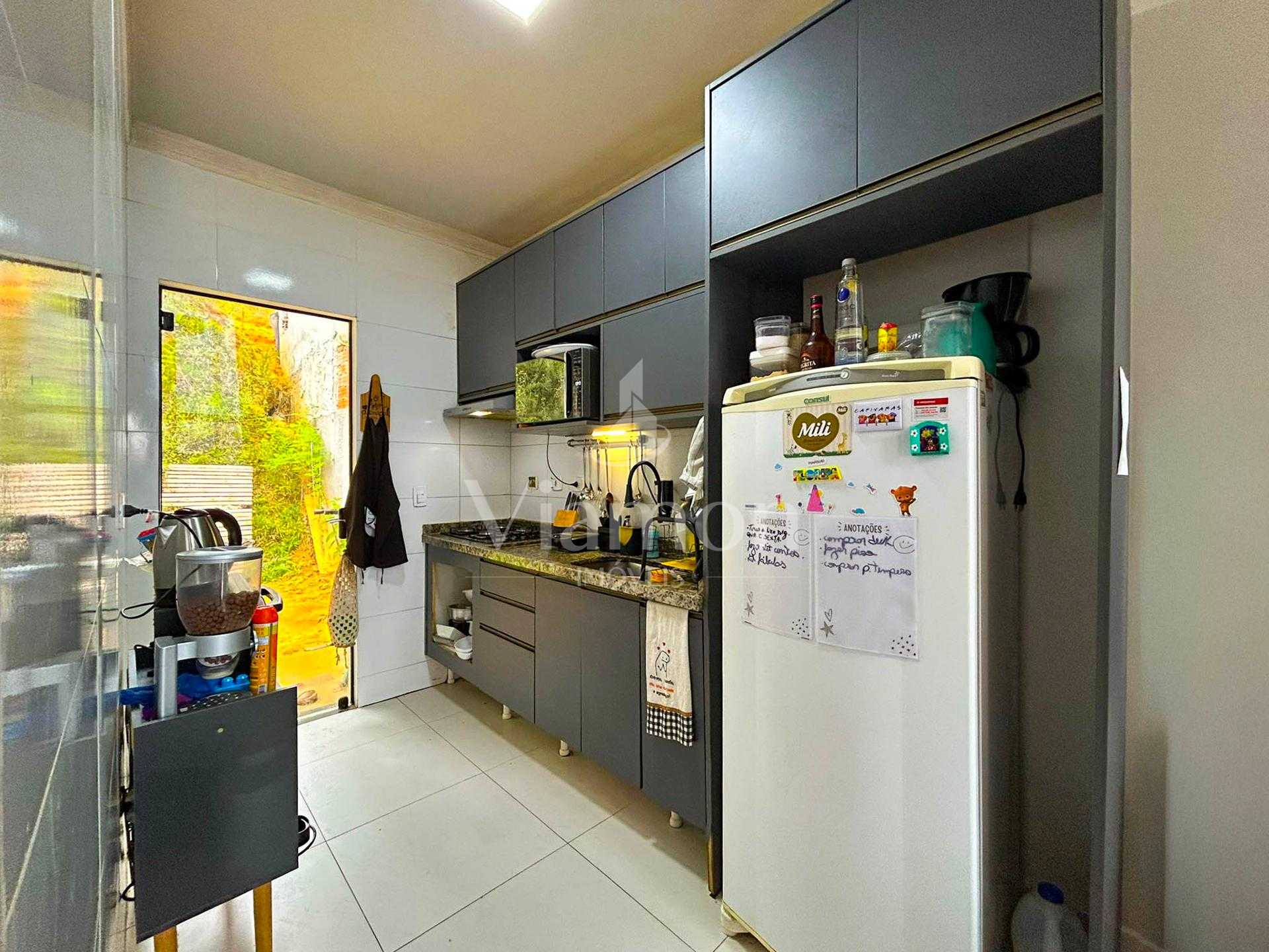 Casa 3 Quartos com Suíte e Churrasqueira no Bairro Nações - Fa...