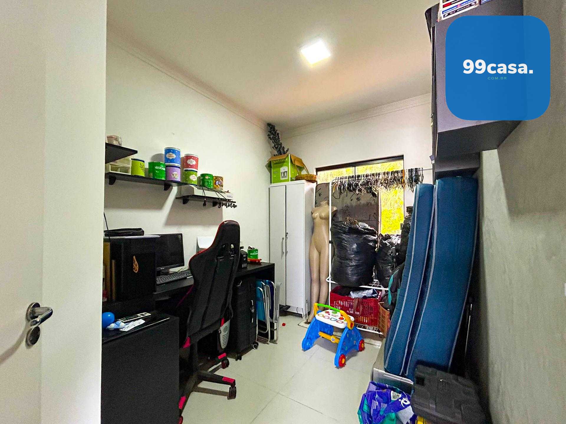 Casa 3 Quartos com Suíte e Churrasqueira no Bairro Nações - Fa...