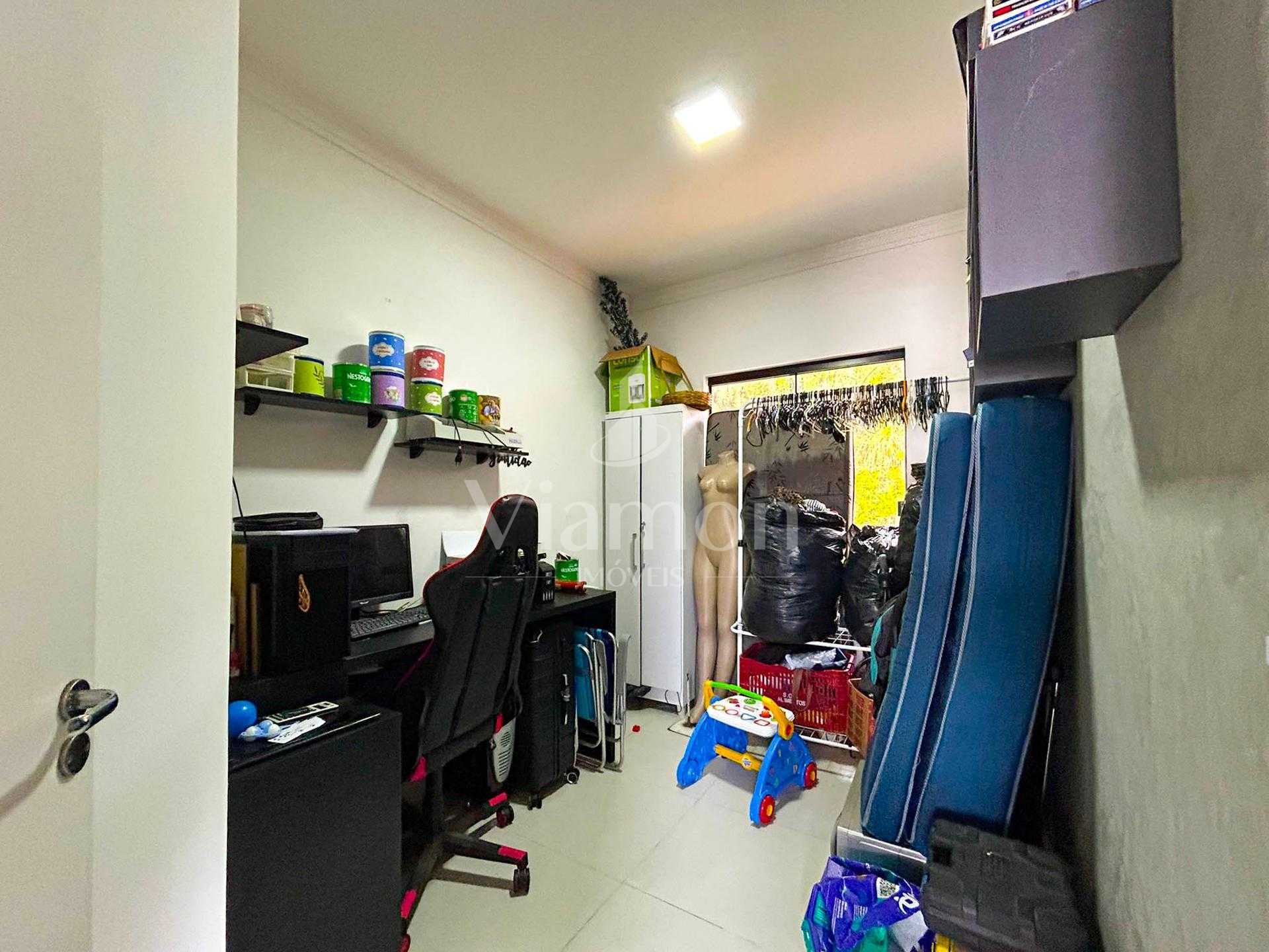 Casa 3 Quartos com Suíte e Churrasqueira no Bairro Nações - Fa...