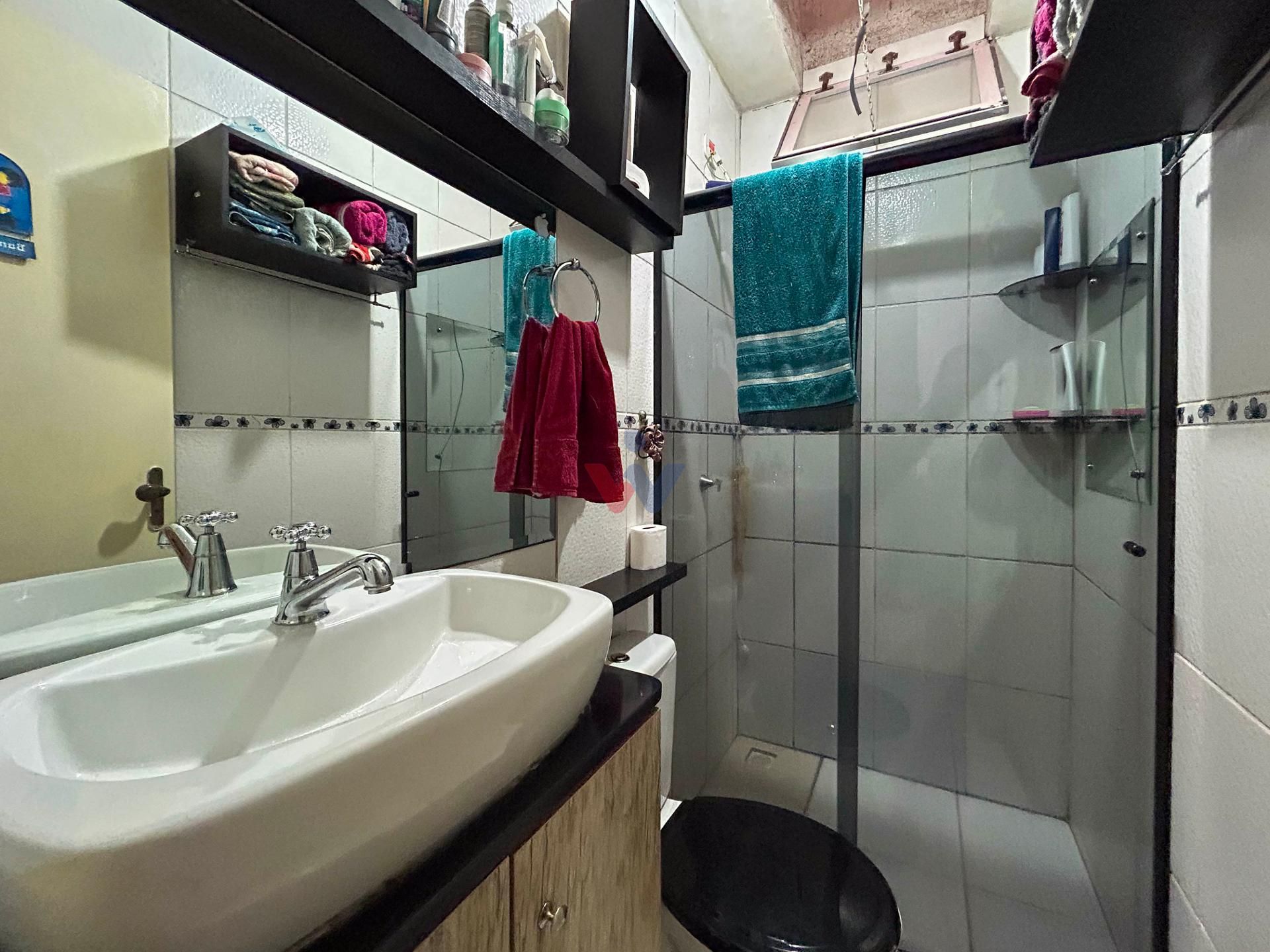 Casa 3 Quartos com Área Gourmet no Gralha Azul - Fazenda Rio G...