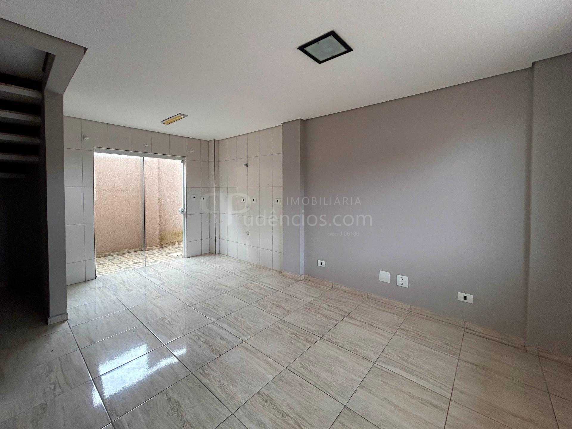 Sobrado de Esquina 3 Quartos com Acesso à Av. Brasil - Fazenda...