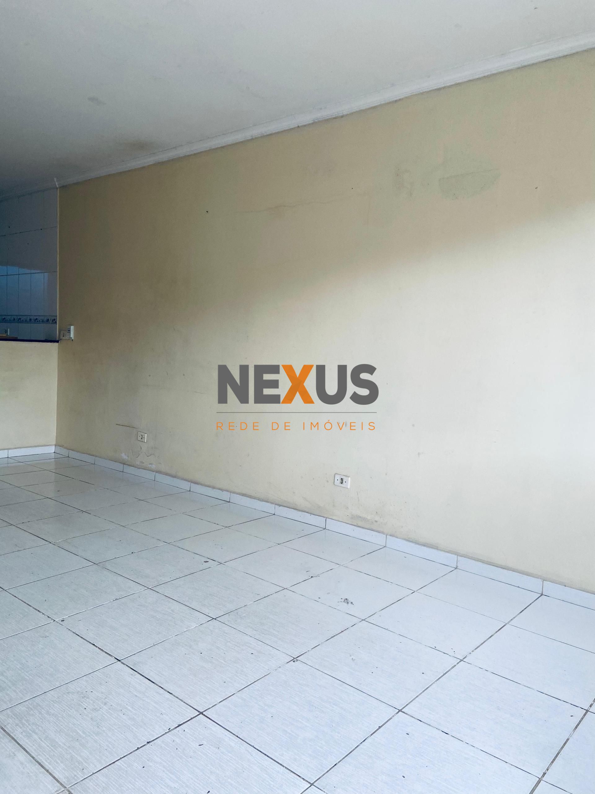 Casa 2 Quartos com Garagem para 2 Carros no Bairro Iguaçu - Fa...