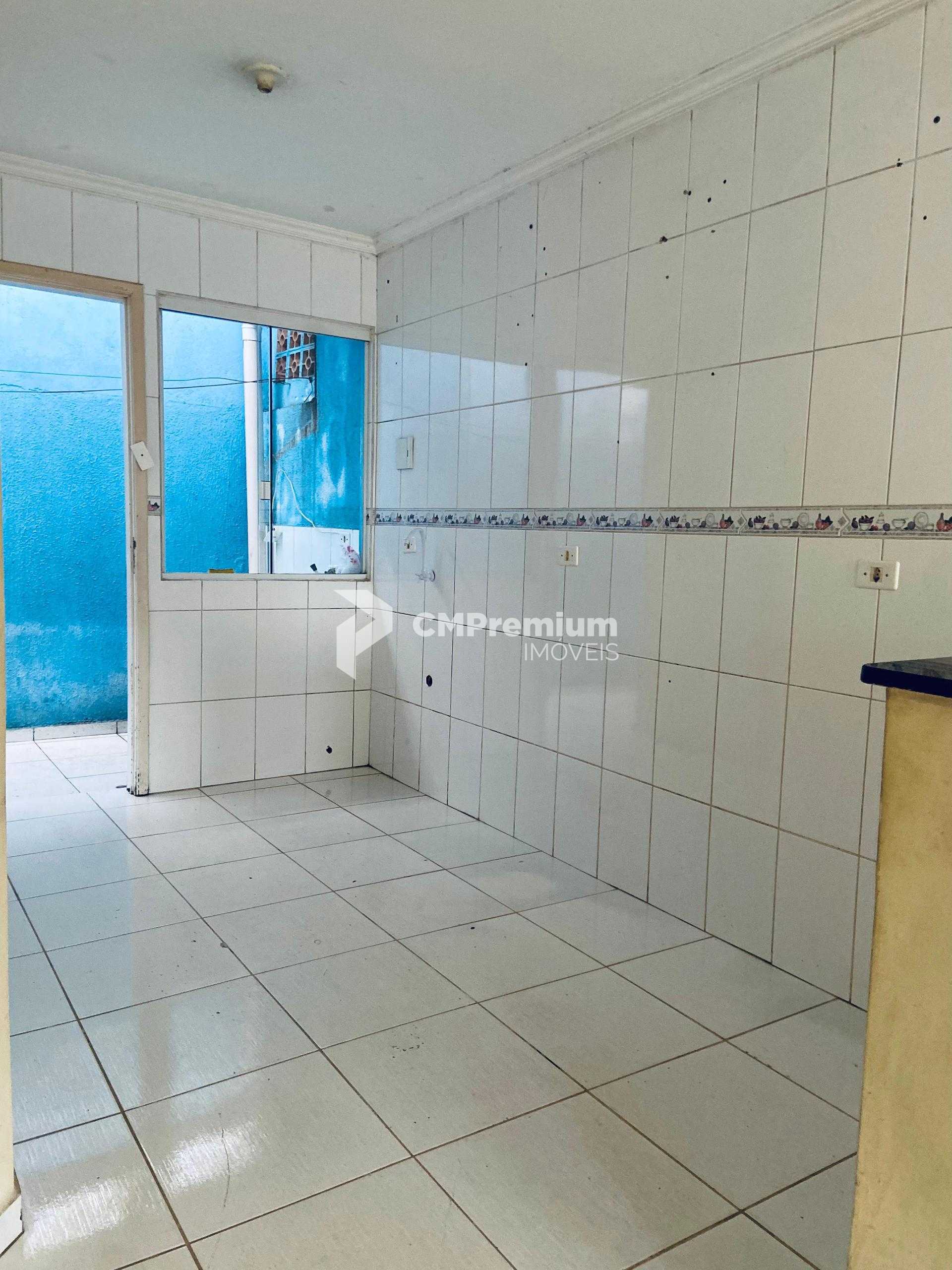 Casa 2 Quartos com Garagem para 2 Carros no Bairro Iguaçu - Fa...