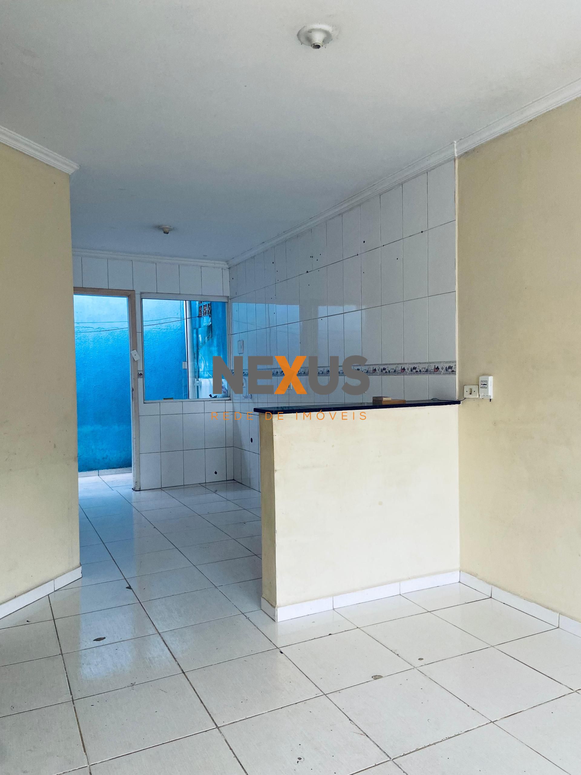 Casa 2 Quartos com Garagem para 2 Carros no Bairro Iguaçu - Fa...