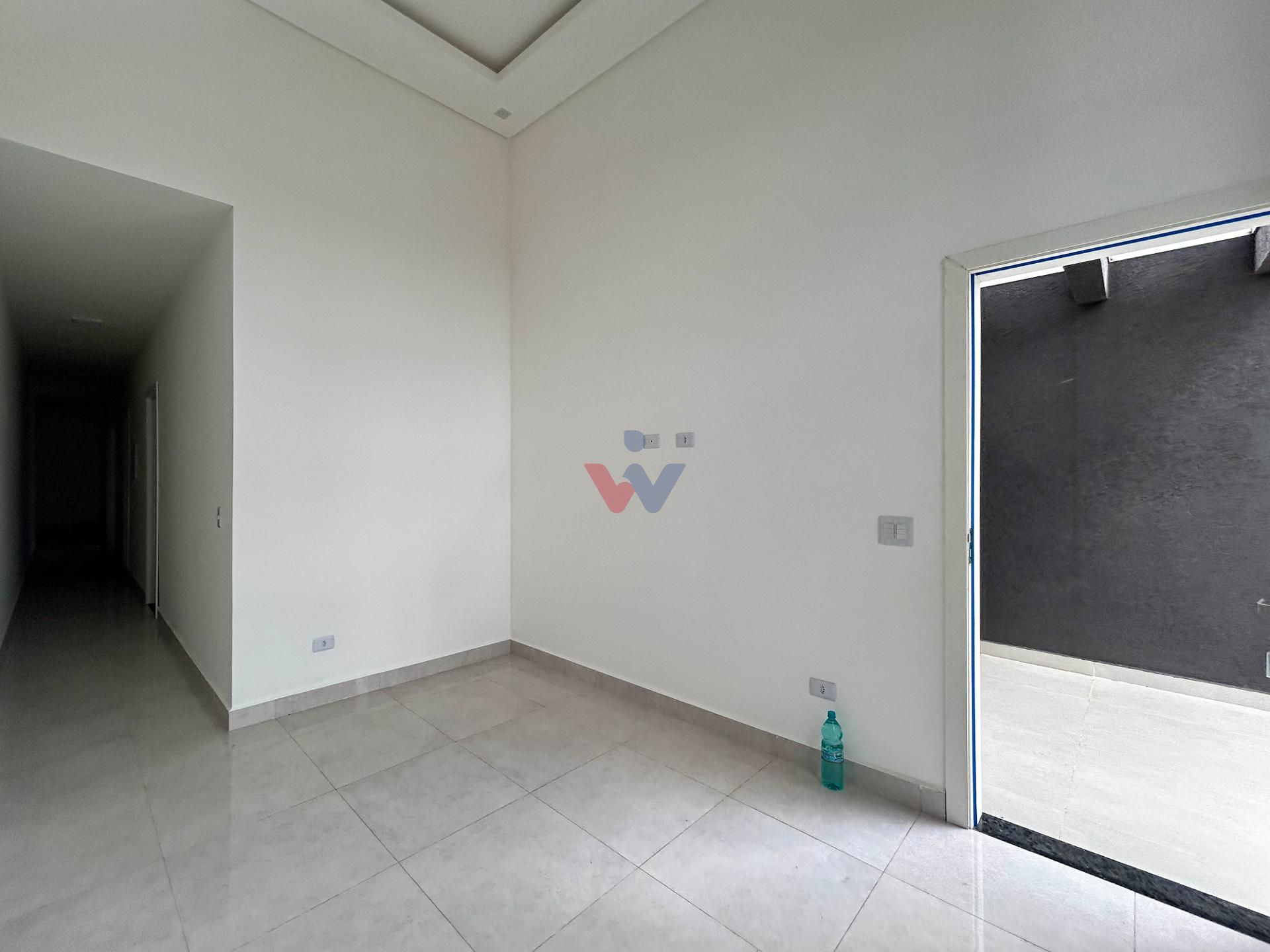 Casa 3 Quartos com Suíte e Área Gourmet no Bairro Iguaçu - Faz...