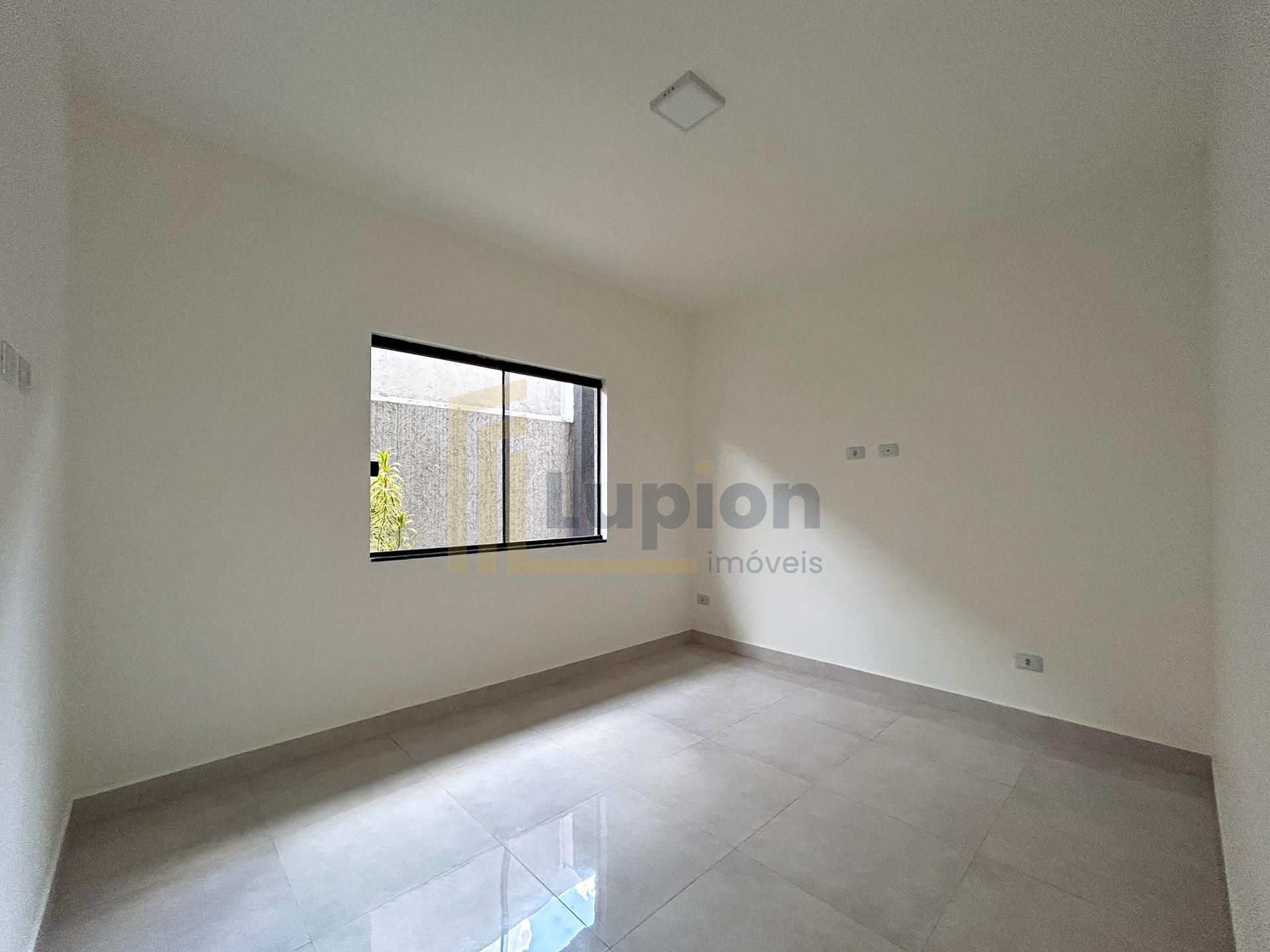 Casa 3 Quartos com Suíte e Área Gourmet no Bairro Iguaçu - Faz...