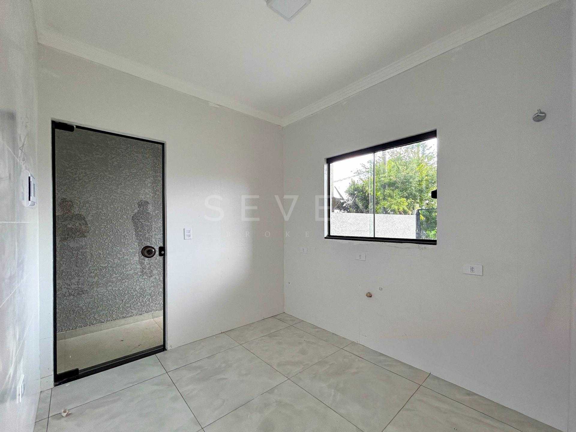 Casa 3 Quartos com Suíte e  Amplo Espaço no Iguaçu - Fazenda R...