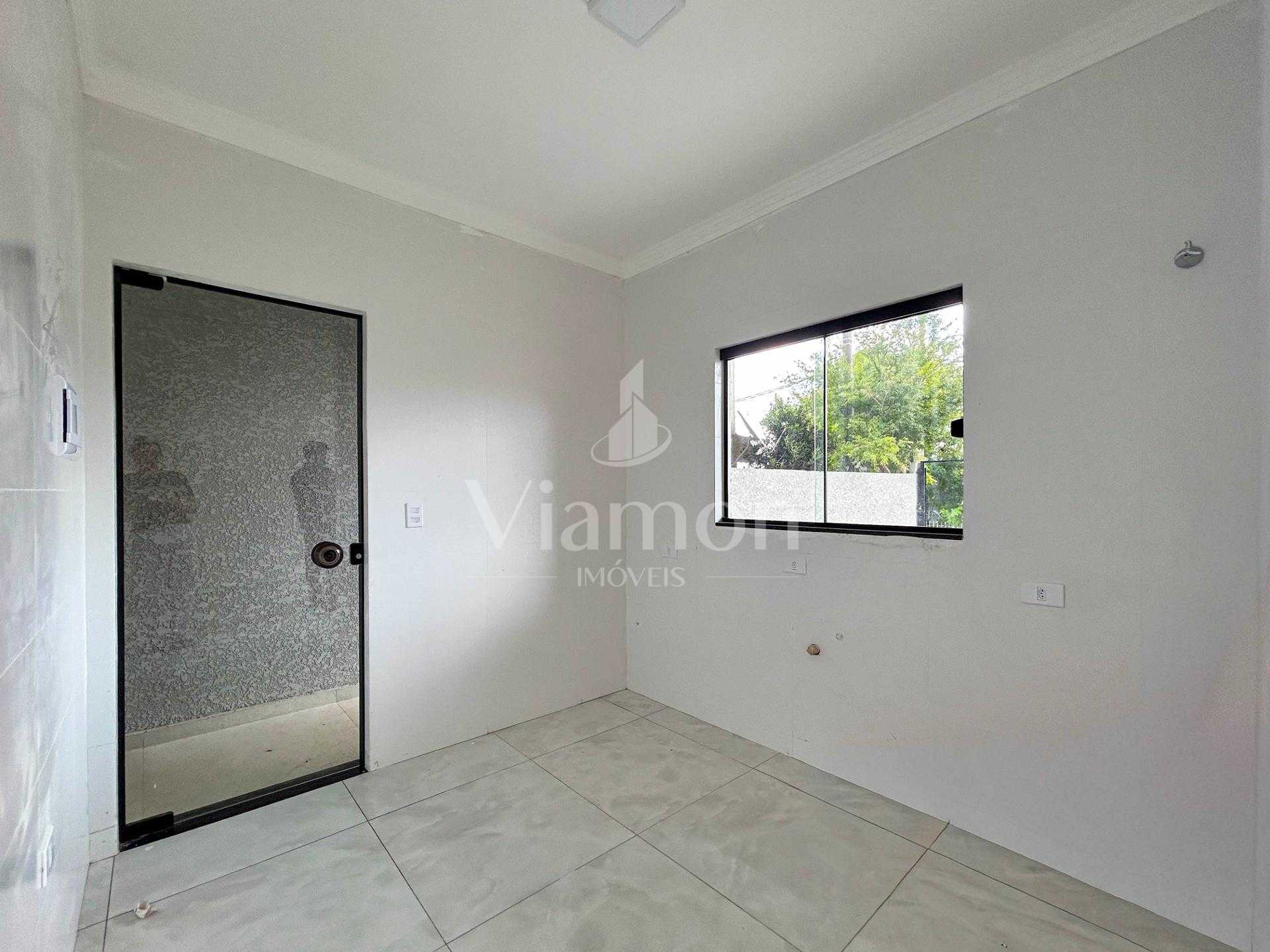 Casa 3 Quartos com Suíte e  Amplo Espaço no Iguaçu - Fazenda R...