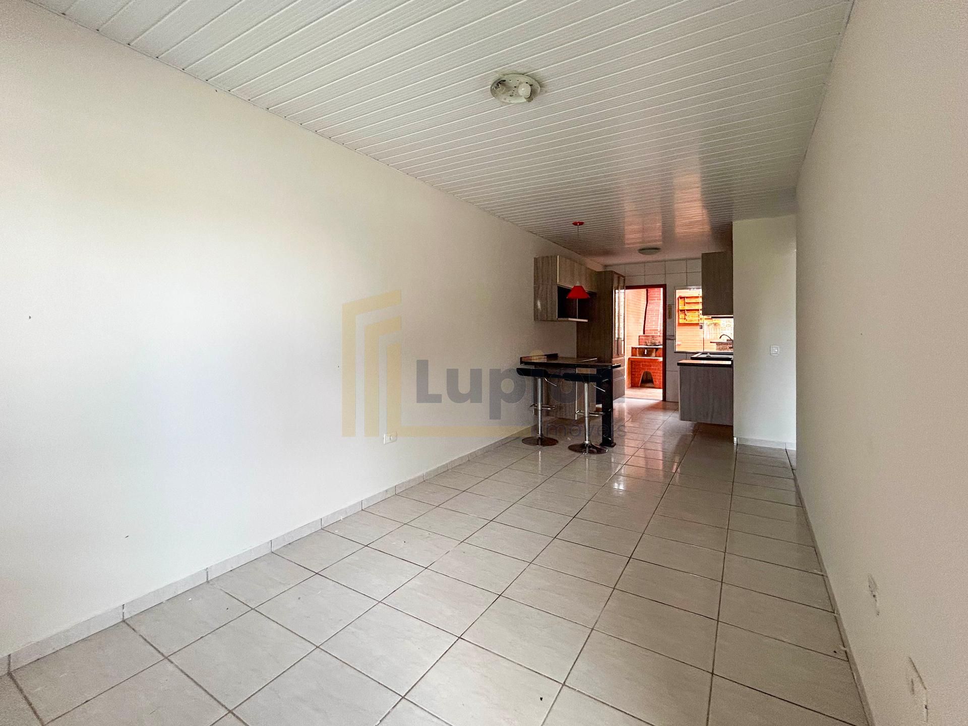 Casa 2 Quartos Semi Mobiliada no Eucaliptos - Fazenda Rio Grande