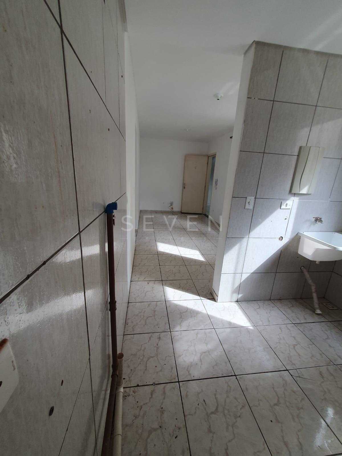 Apartamento Térreo 2 Quartos com Vaga no Bairro Pioneiros