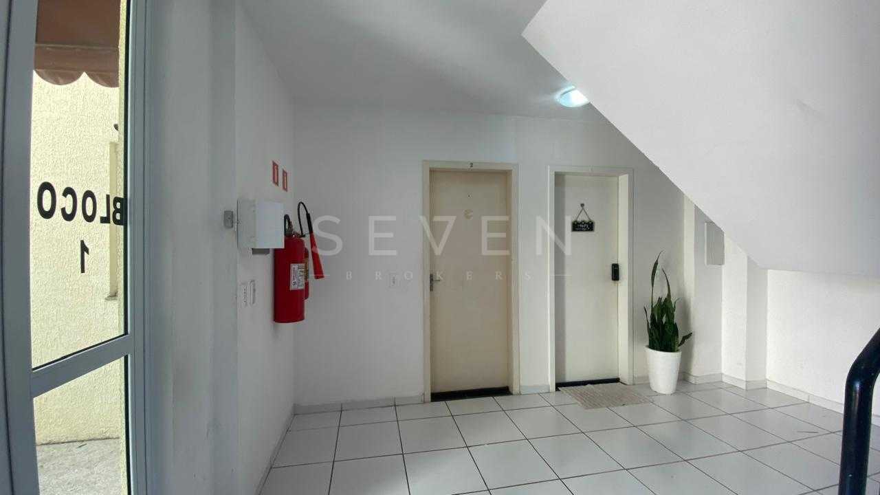 Apartamento Térreo 2 Quartos com Vaga no Bairro Pioneiros