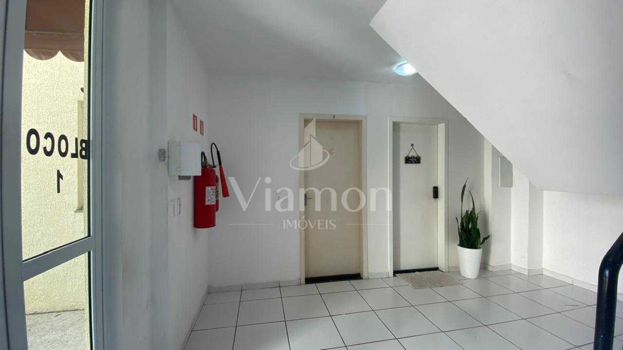 Apartamento Térreo 2 Quartos com Vaga no Bairro Pioneiros