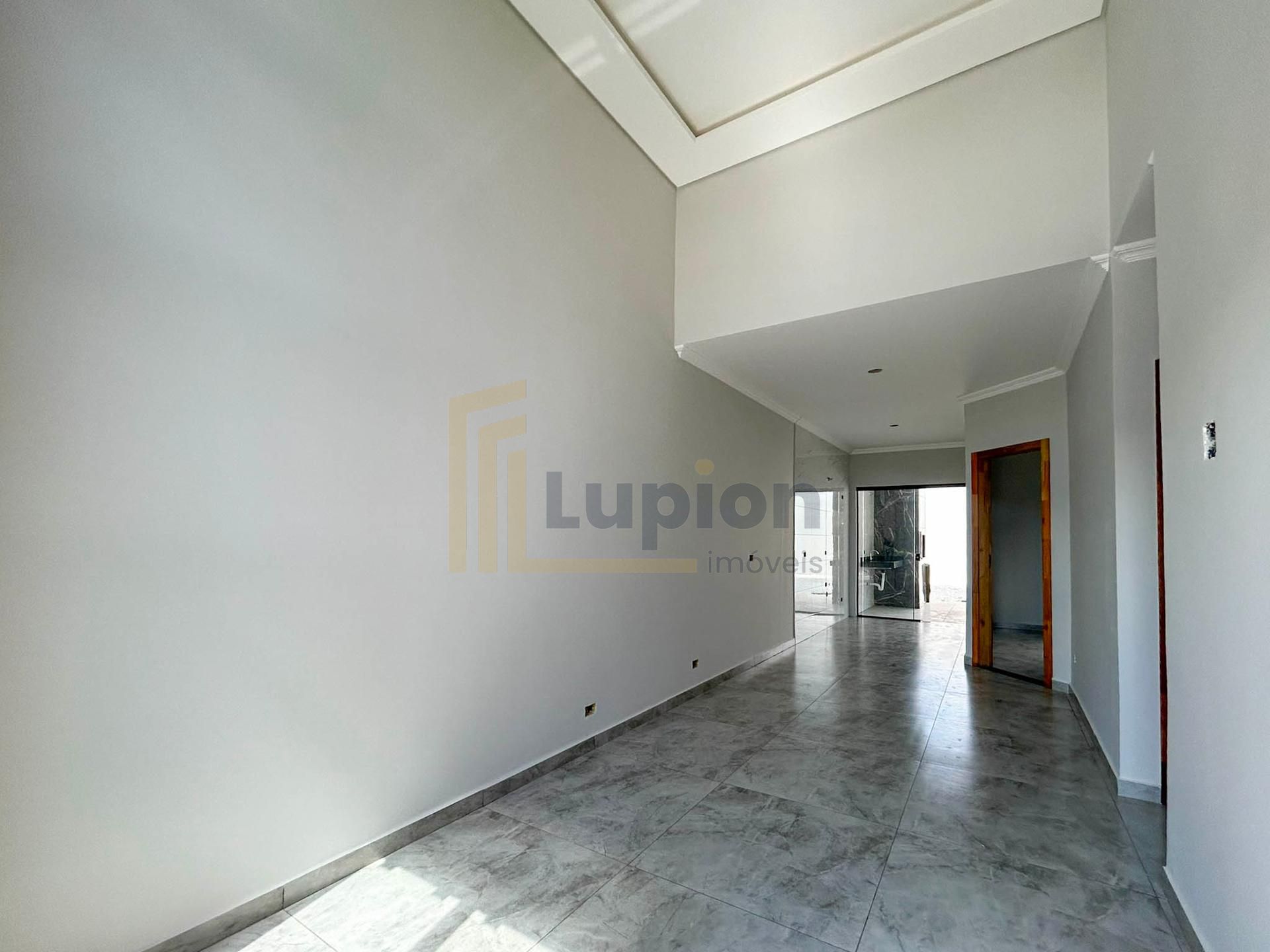 Casa Moderna com 3 Quartos e Suíte   Área Gourmet em Fazenda R...