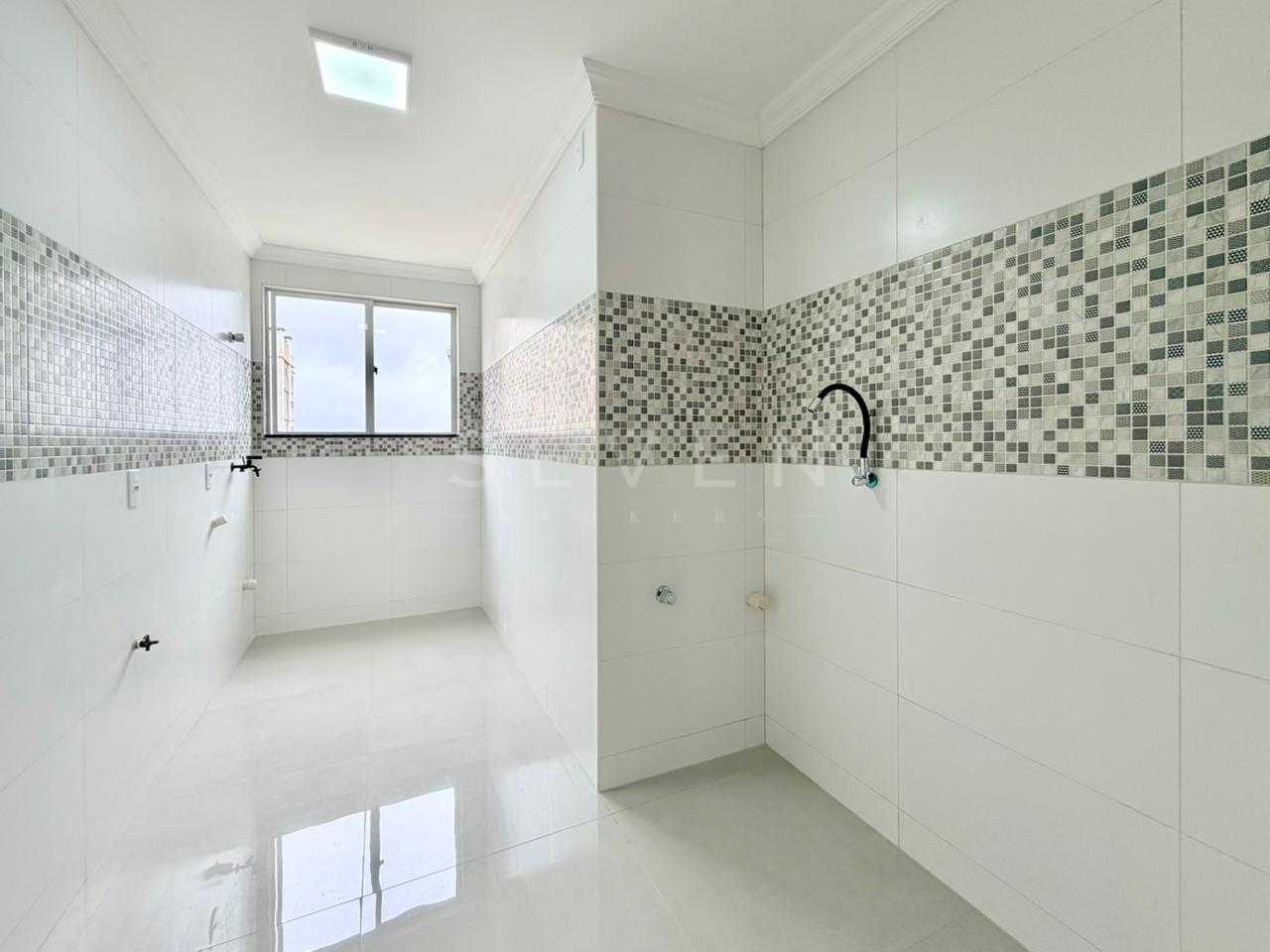 Apartamento 2 Quartos no Último Andar com Vaga  Colônia Rio Gr...