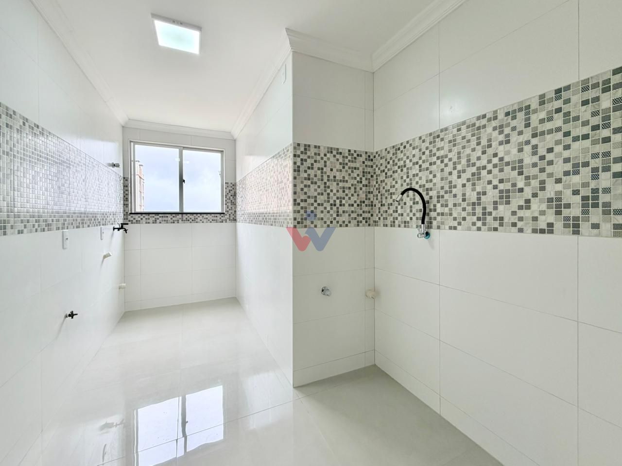 Apartamento 2 Quartos no Último Andar com Vaga  Colônia Rio Gr...