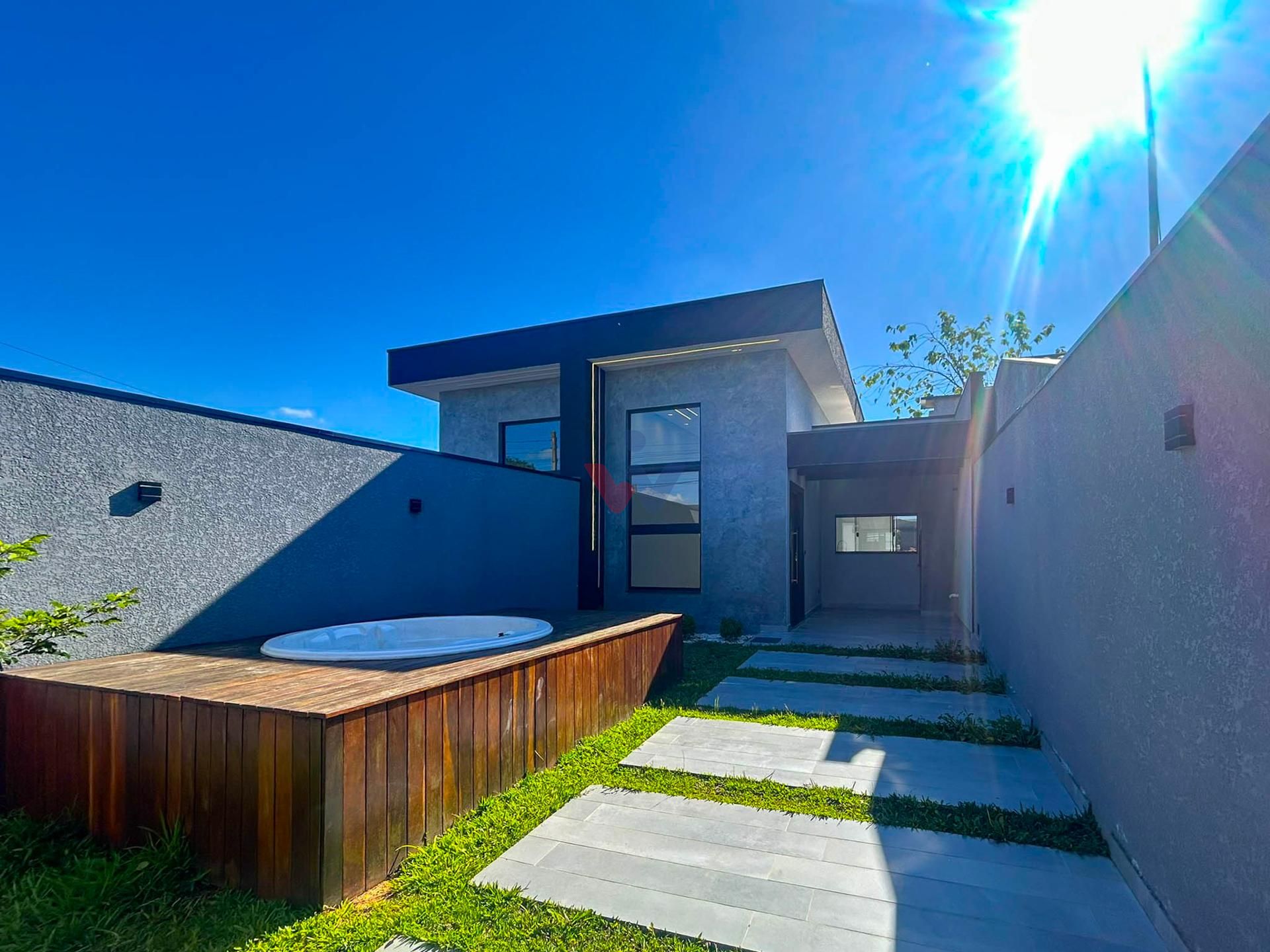 Casa com 3 Quartos, Suíte e Terreno Amplo no Bairro Nações - F...