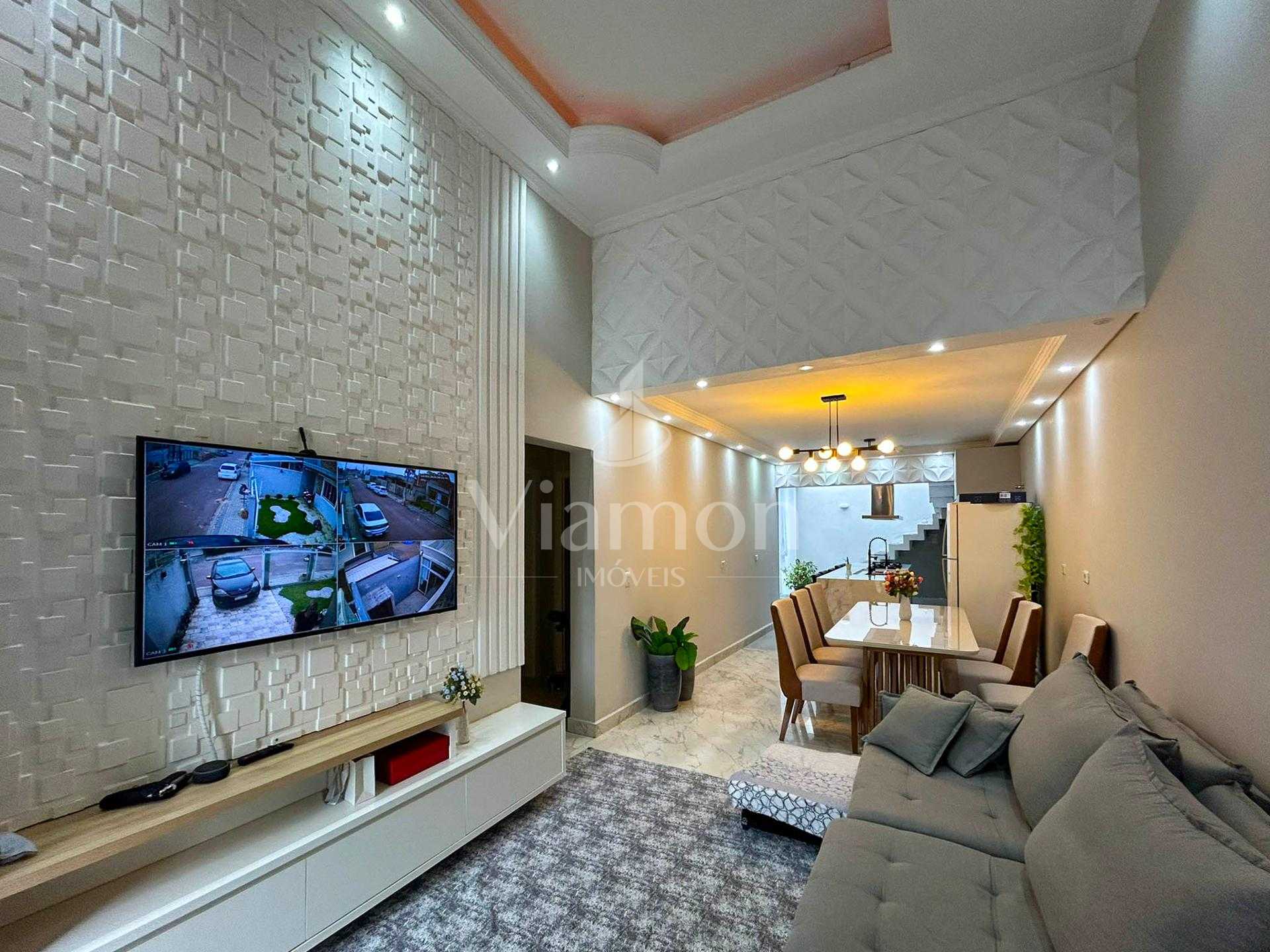 Casa com 3 Quartos, Suíte, Cozinha Planejada e Segurança Compl...