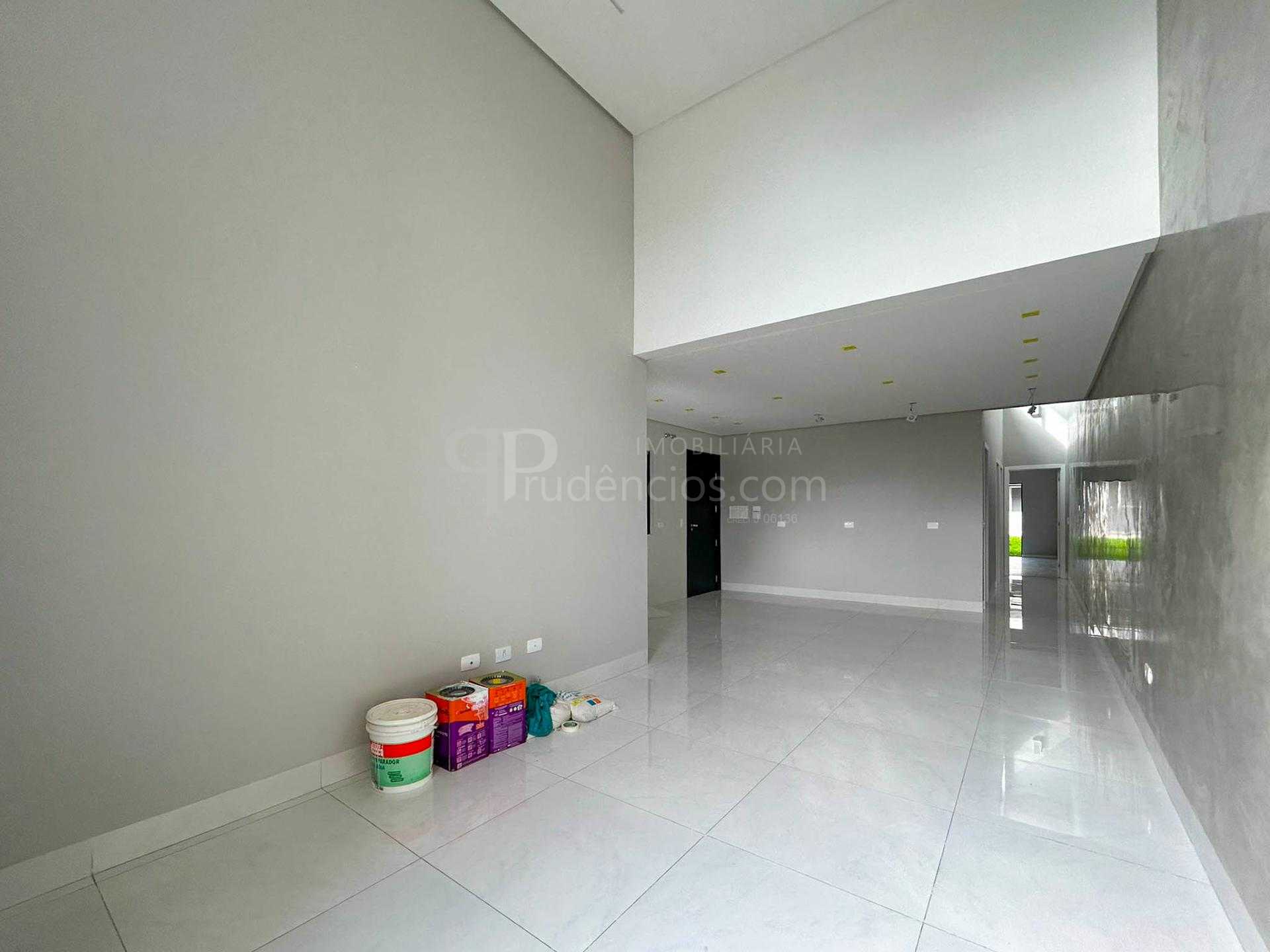 Casa à venda 3 Quartos com Suíte, Iguaçu, Fazenda Rio Grande - PR