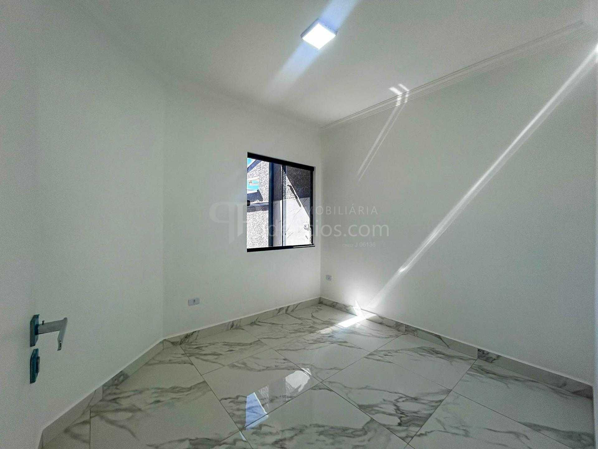 Casa Moderna com 3 Quartos, Suíte e Área Gourmet no Eucaliptos